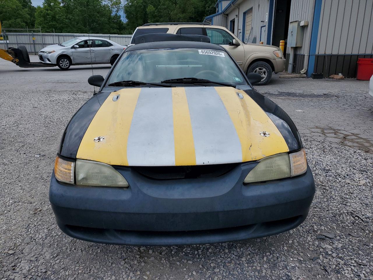 1995 Ford Mustang Two Tone vin: 1FALP4042SF278424