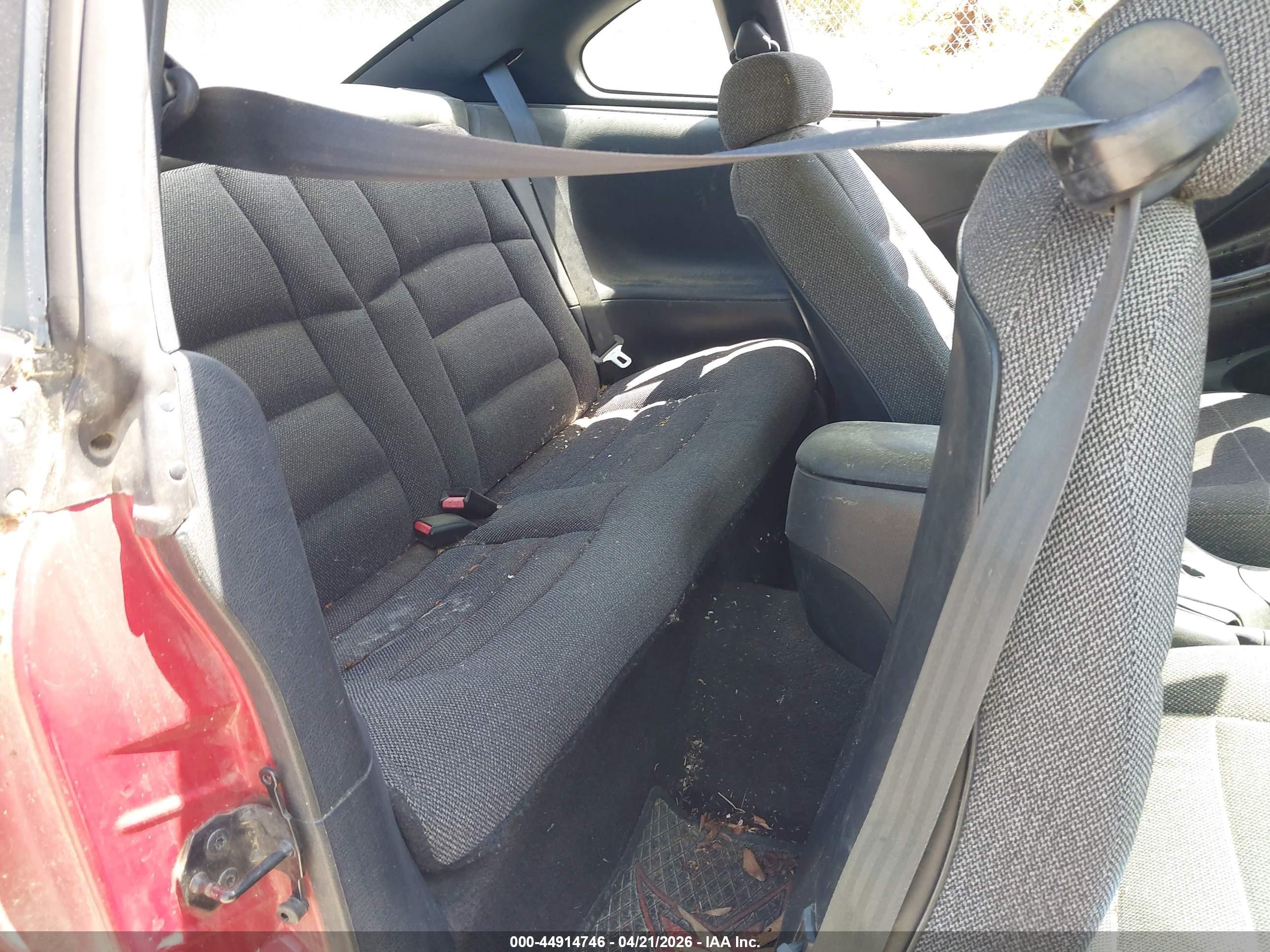 1996 Ford Mustang   Silver vin: 1FALP4042TF226048