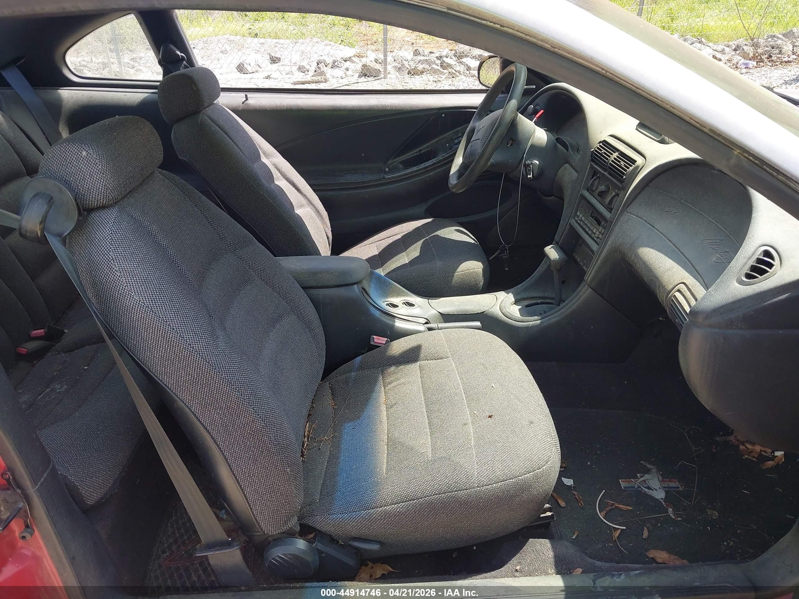 1996 Ford Mustang   Silver vin: 1FALP4042TF226048