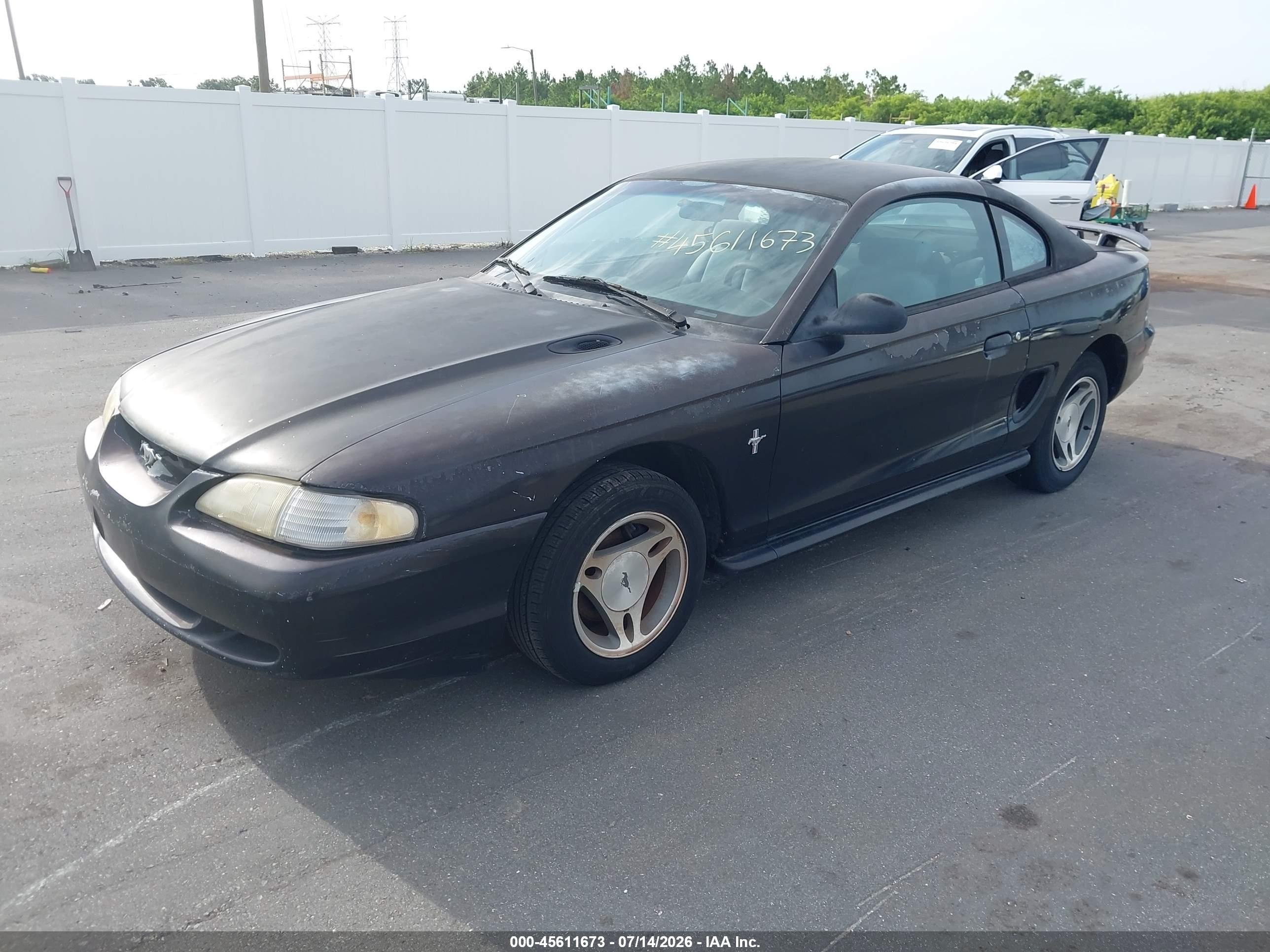 1994 Ford Mustang   Черный vin: 1FALP4044RF171322