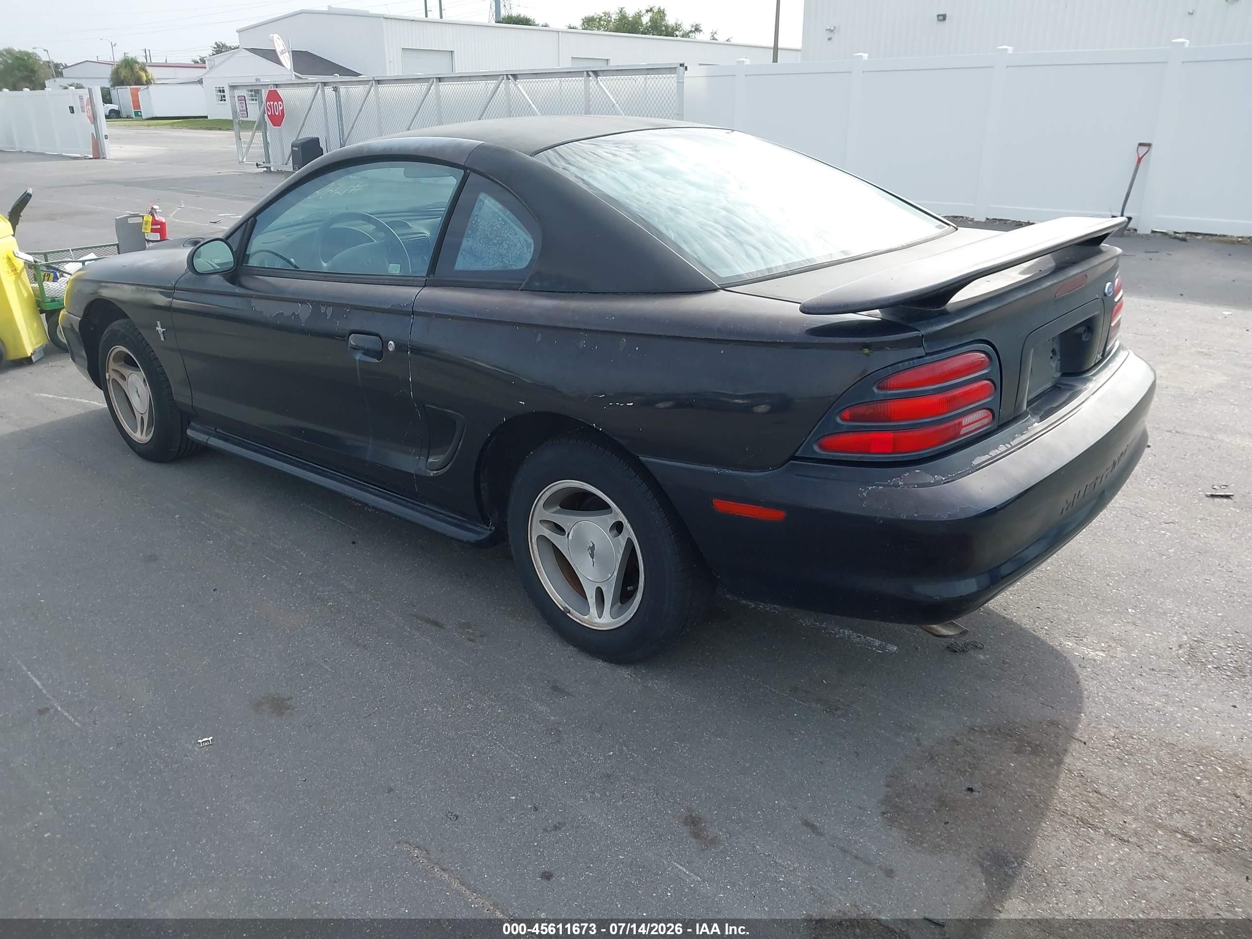 1994 Ford Mustang   Черный vin: 1FALP4044RF171322