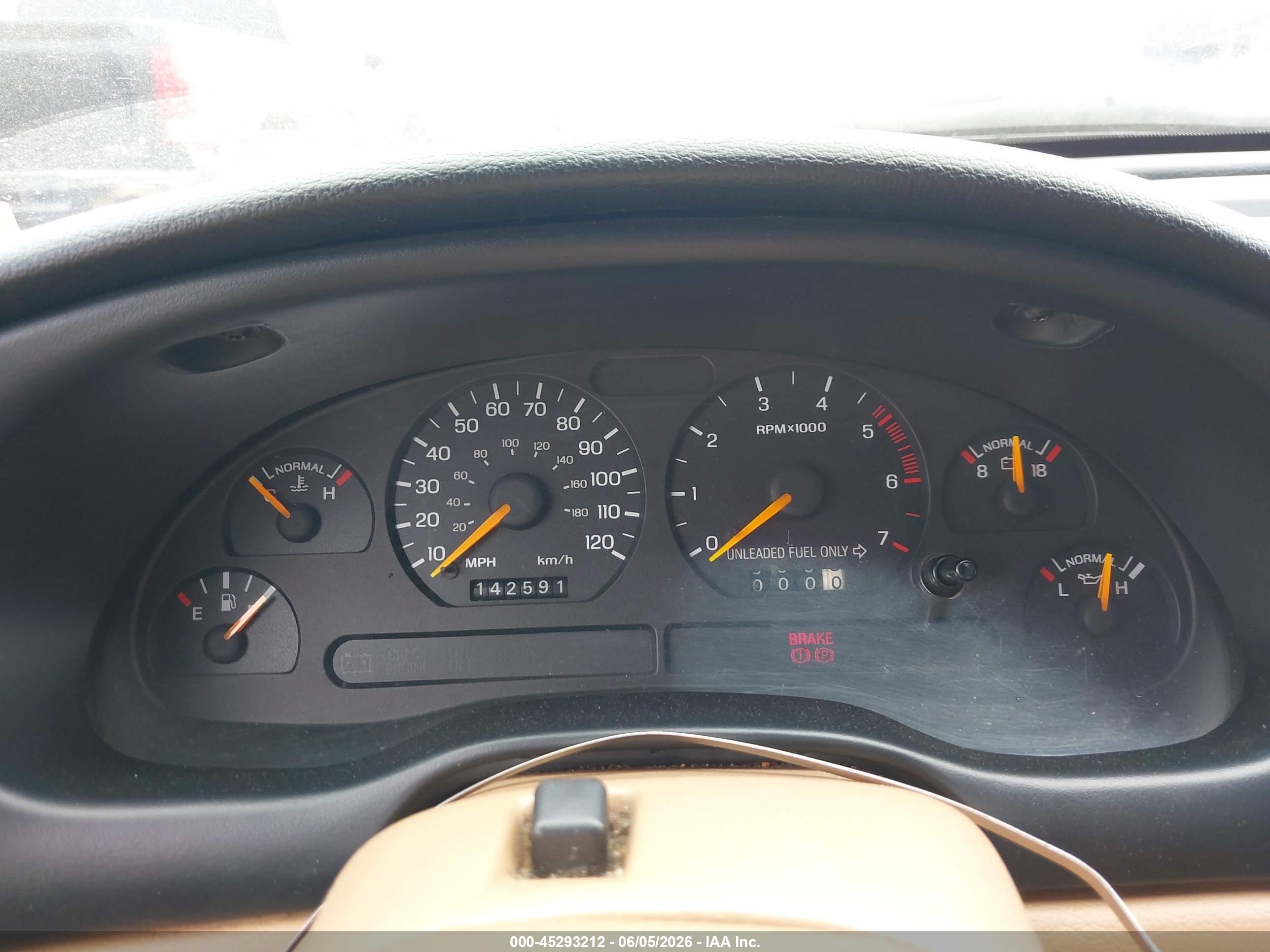 1996 Ford Mustang   Red vin: 1FALP4044TF104436