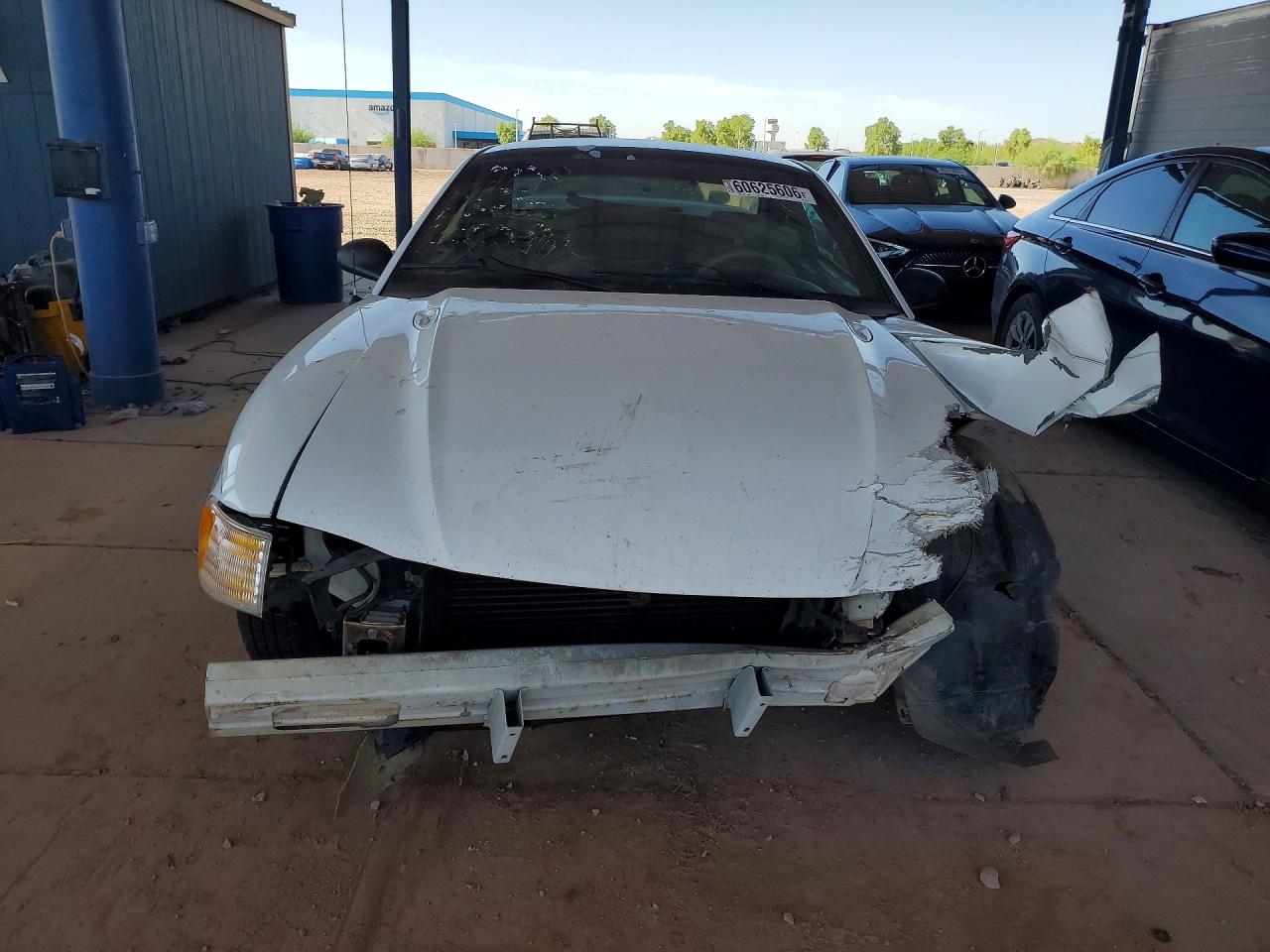 1997 Ford Mustang White vin: 1FALP4044VF115701