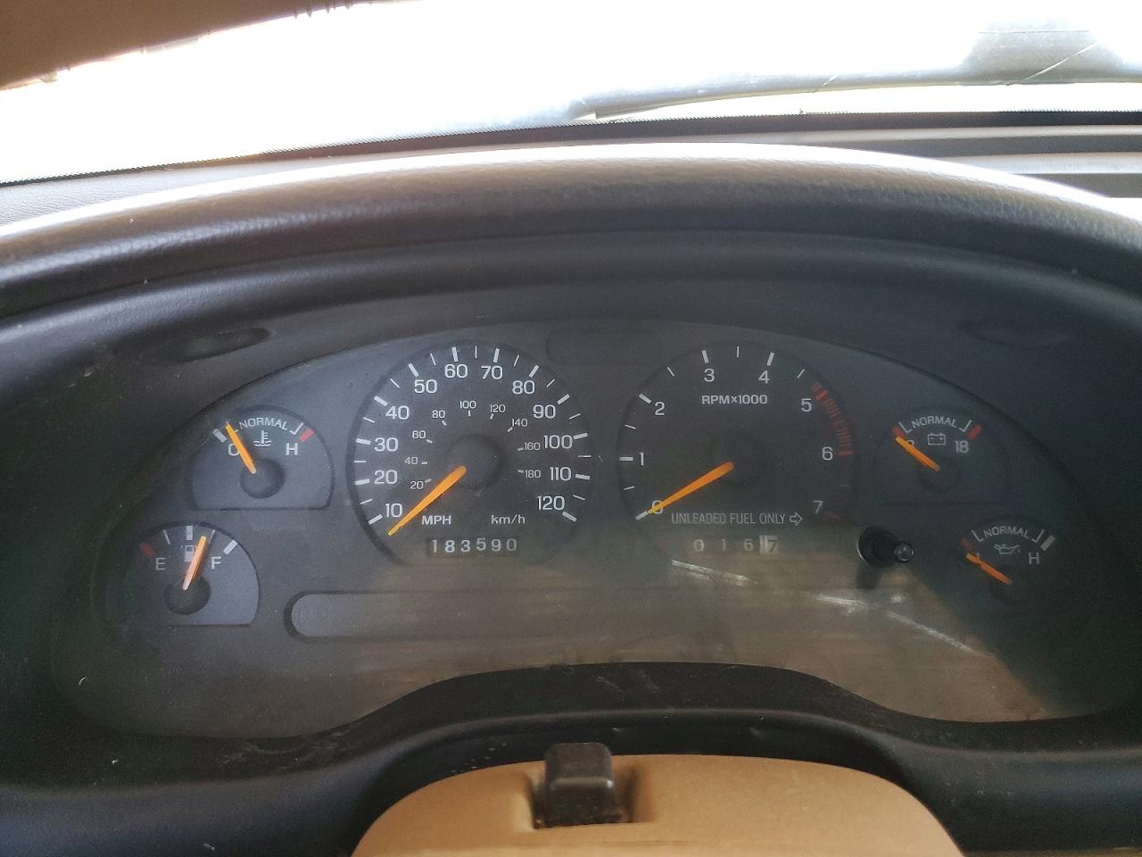 1997 Ford Mustang White vin: 1FALP4044VF115701