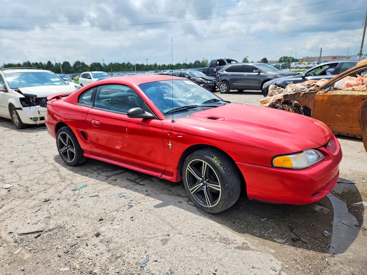 1997 Ford Mustang Red vin: 1FALP4047VF128877