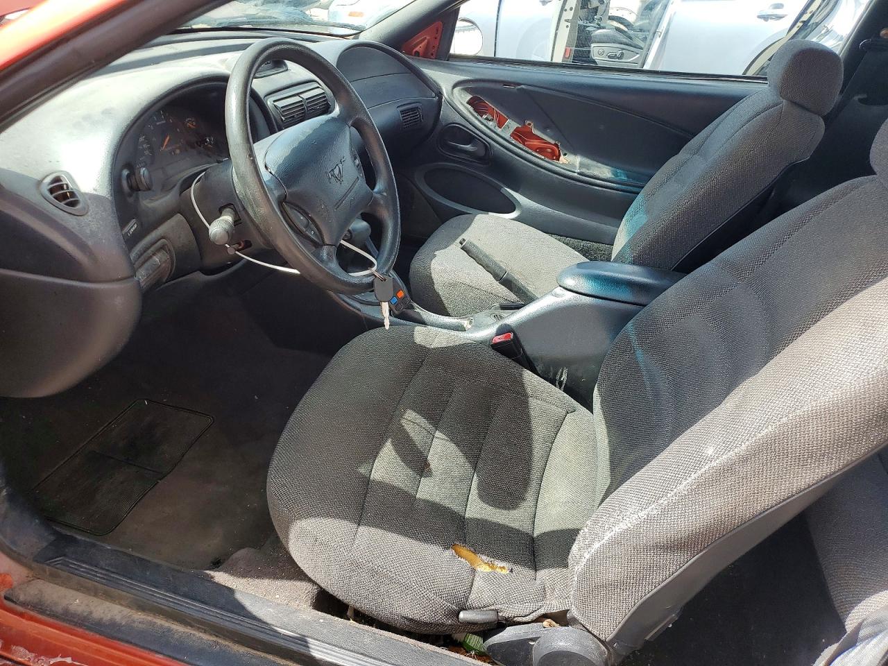 1997 Ford Mustang Оранжевый vin: 1FALP4047VF195897
