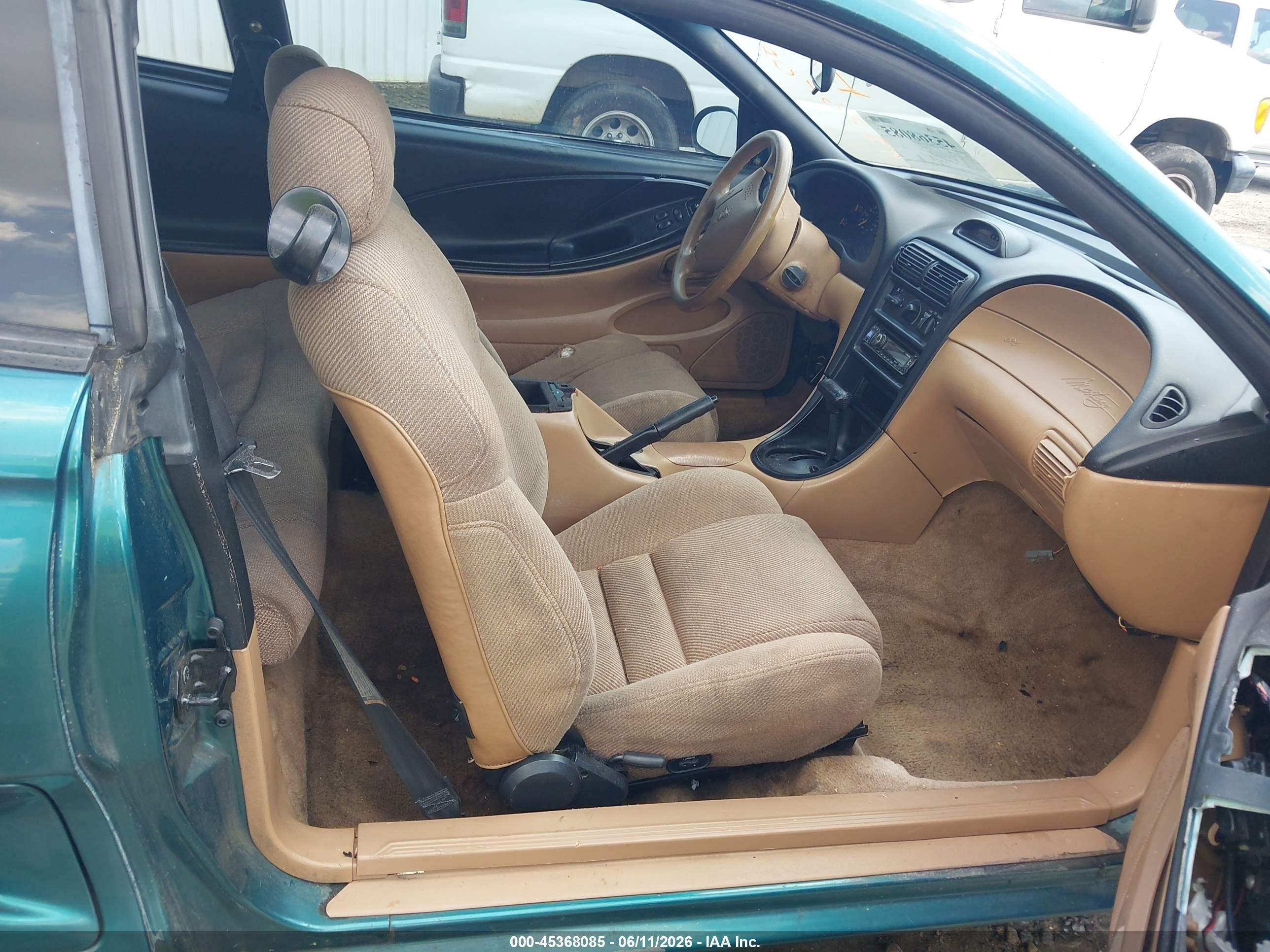 1996 Ford Mustang   Green vin: 1FALP404XTF141121