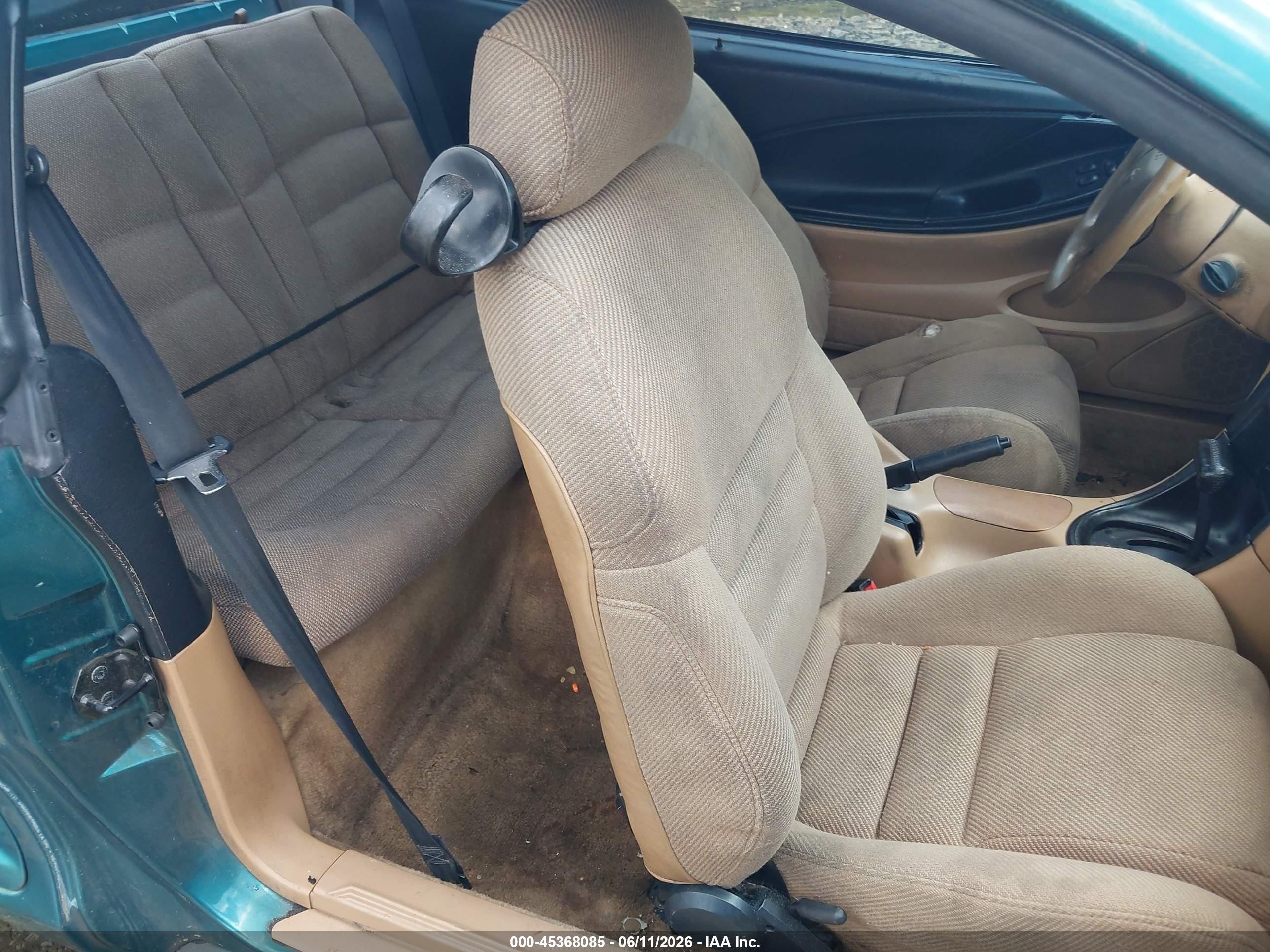 1996 Ford Mustang   Green vin: 1FALP404XTF141121