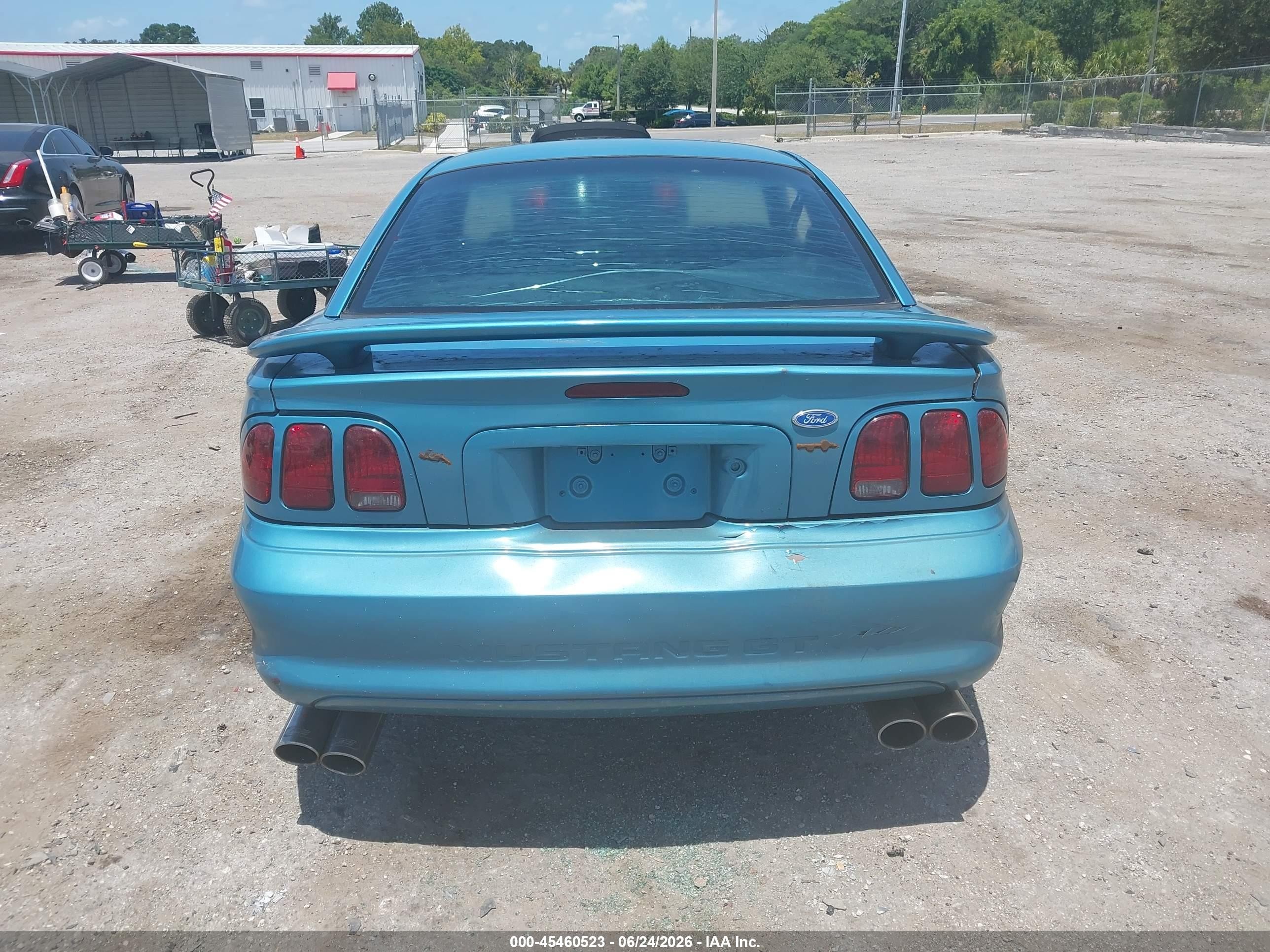1997 Ford Mustang   Синий vin: 1FALP404XVF204513