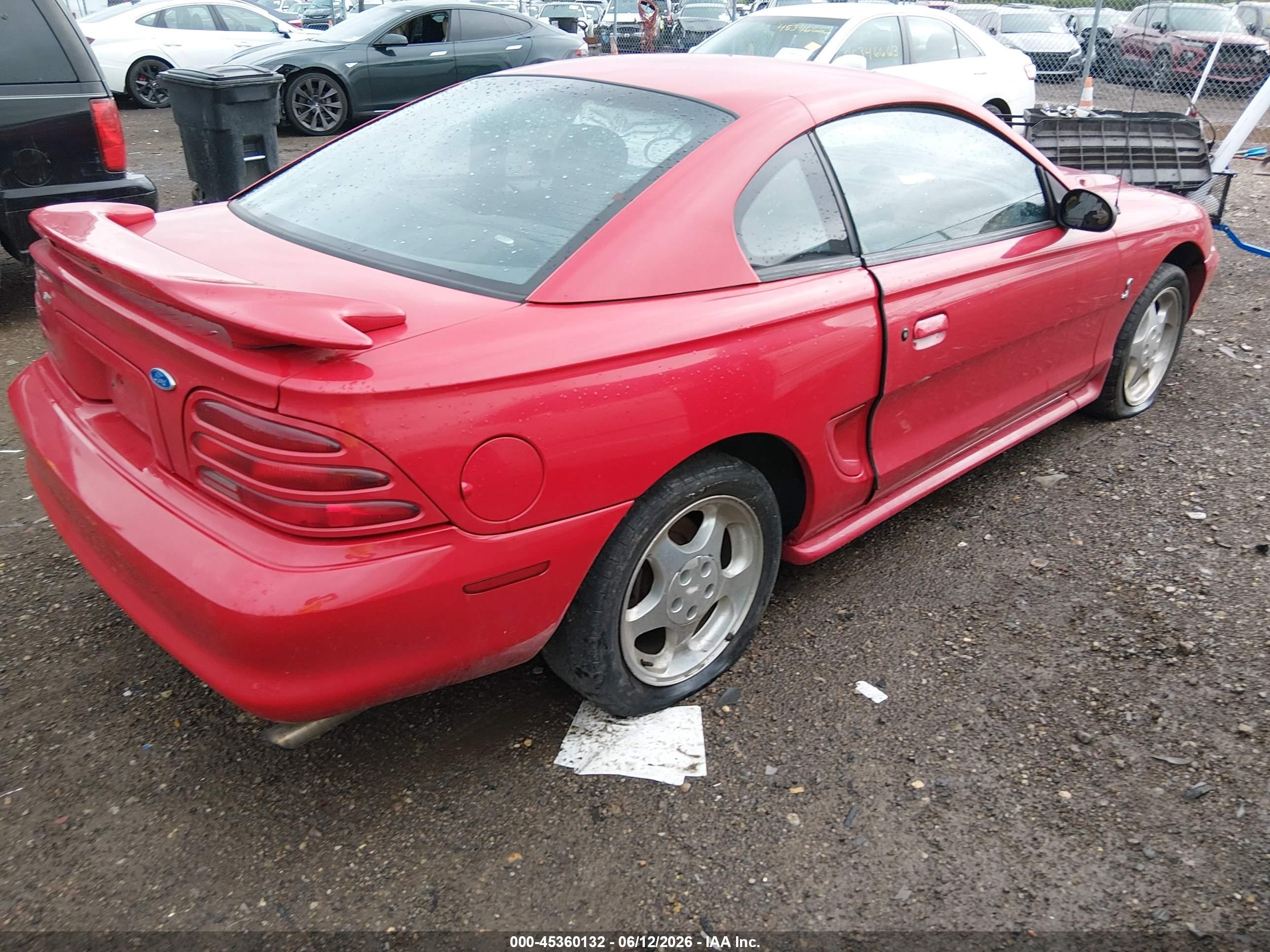 1995 Ford Mustang Cobra Svt Red vin: 1FALP42D4SF194697