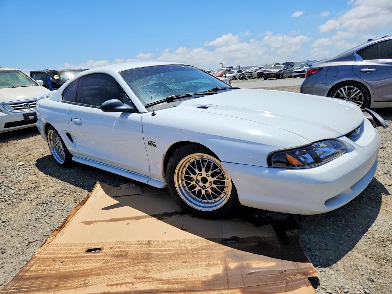 1994 Ford Mustang Gt Белый vin: 1FALP42T2RF236530