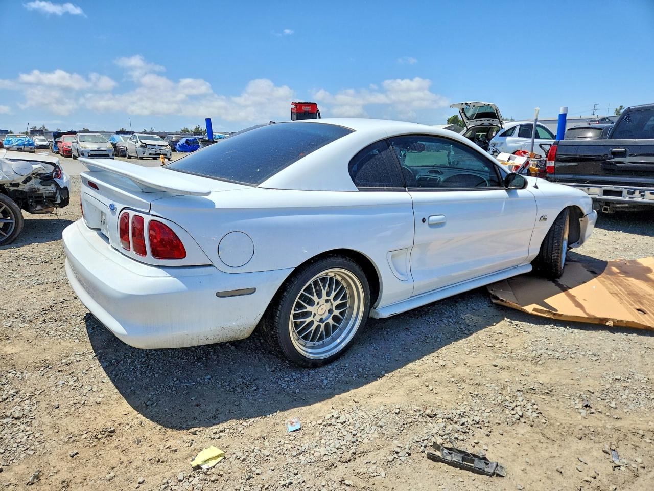 1994 Ford Mustang Gt Белый vin: 1FALP42T2RF236530