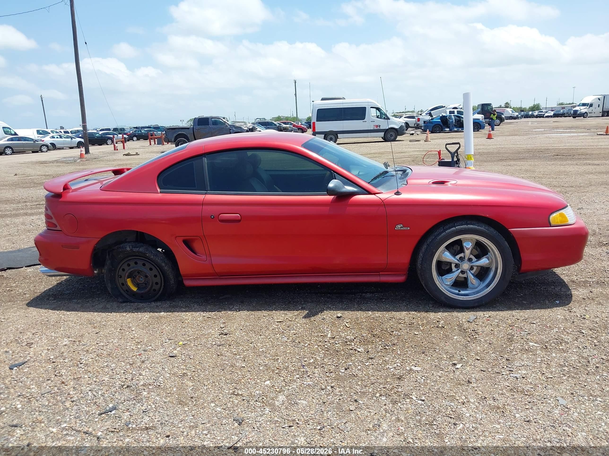 1994 Ford Mustang Gt Red vin: 1FALP42T5RF193561