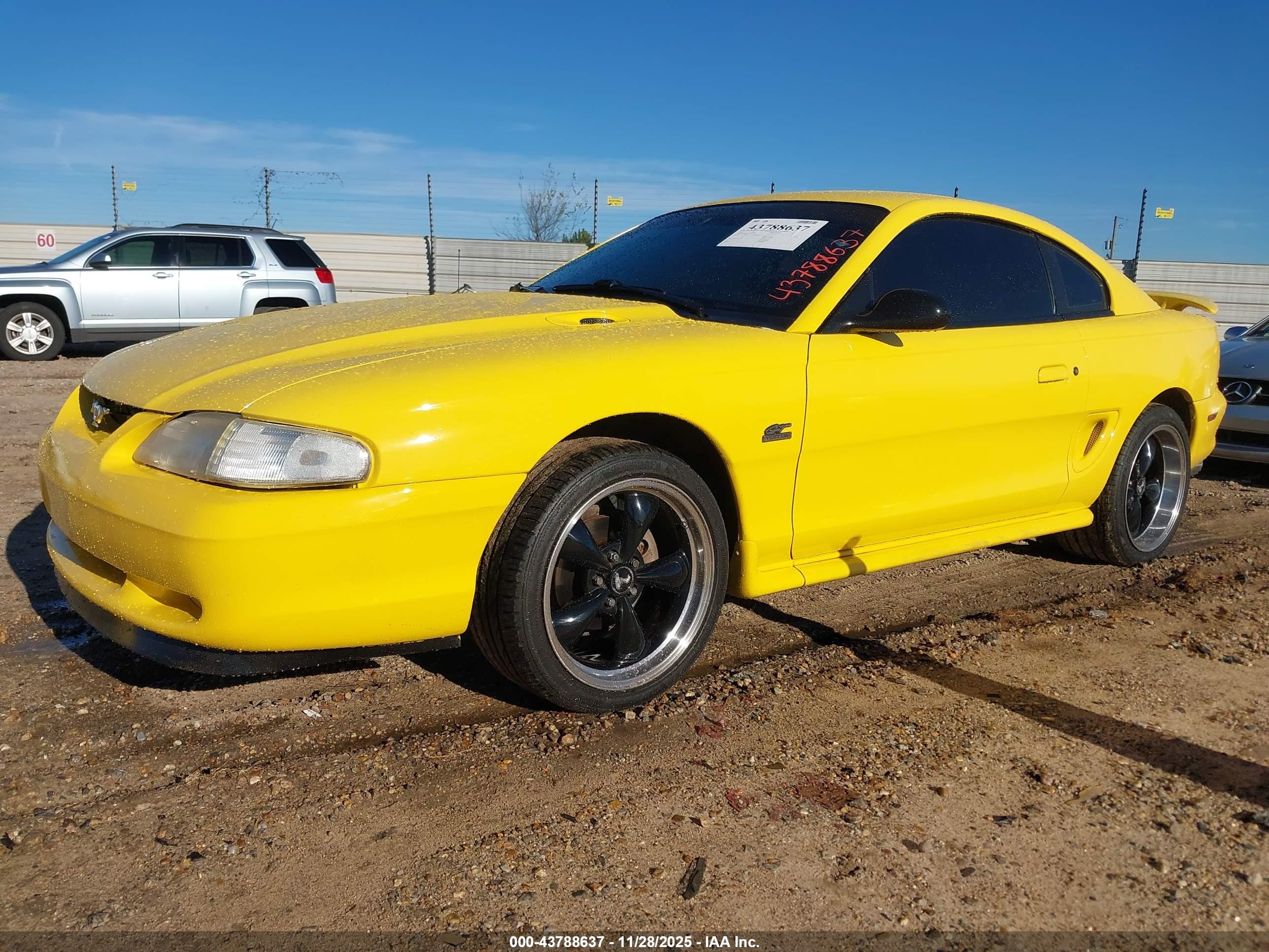 1995 Ford Mustang Gt/gts Yellow vin: 1FALP42T5SF273190