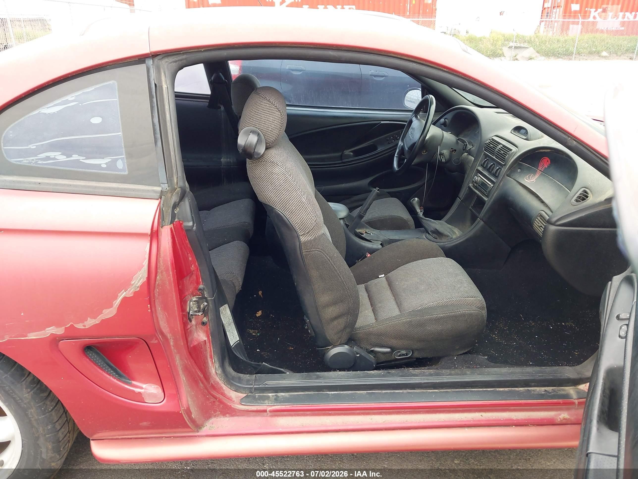 1994 Ford Mustang Gt Красный vin: 1FALP42TXRF204036