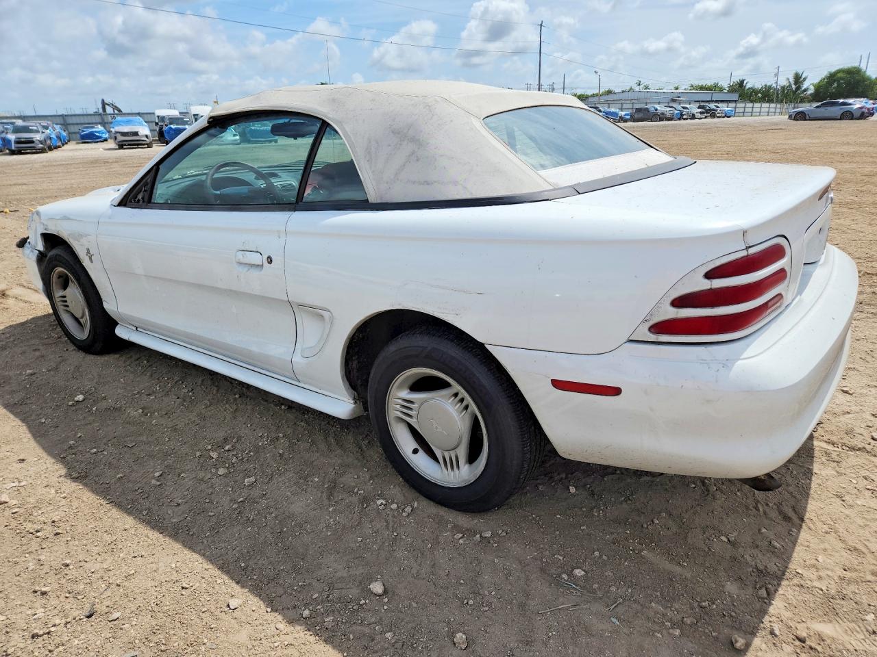 1994 Ford Mustang White vin: 1FALP4443RF133719