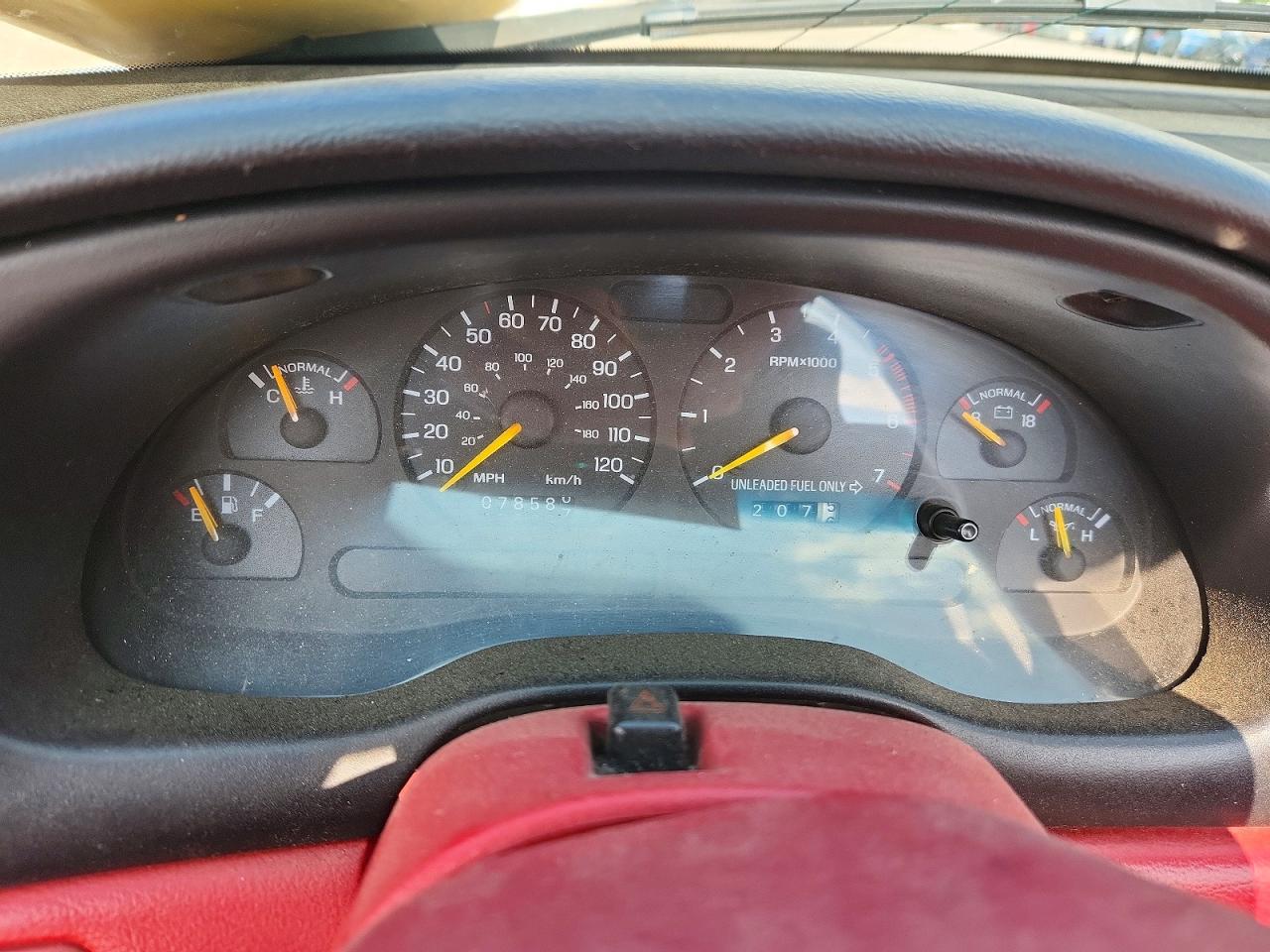 1995 Ford Mustang White vin: 1FALP4443SF192968