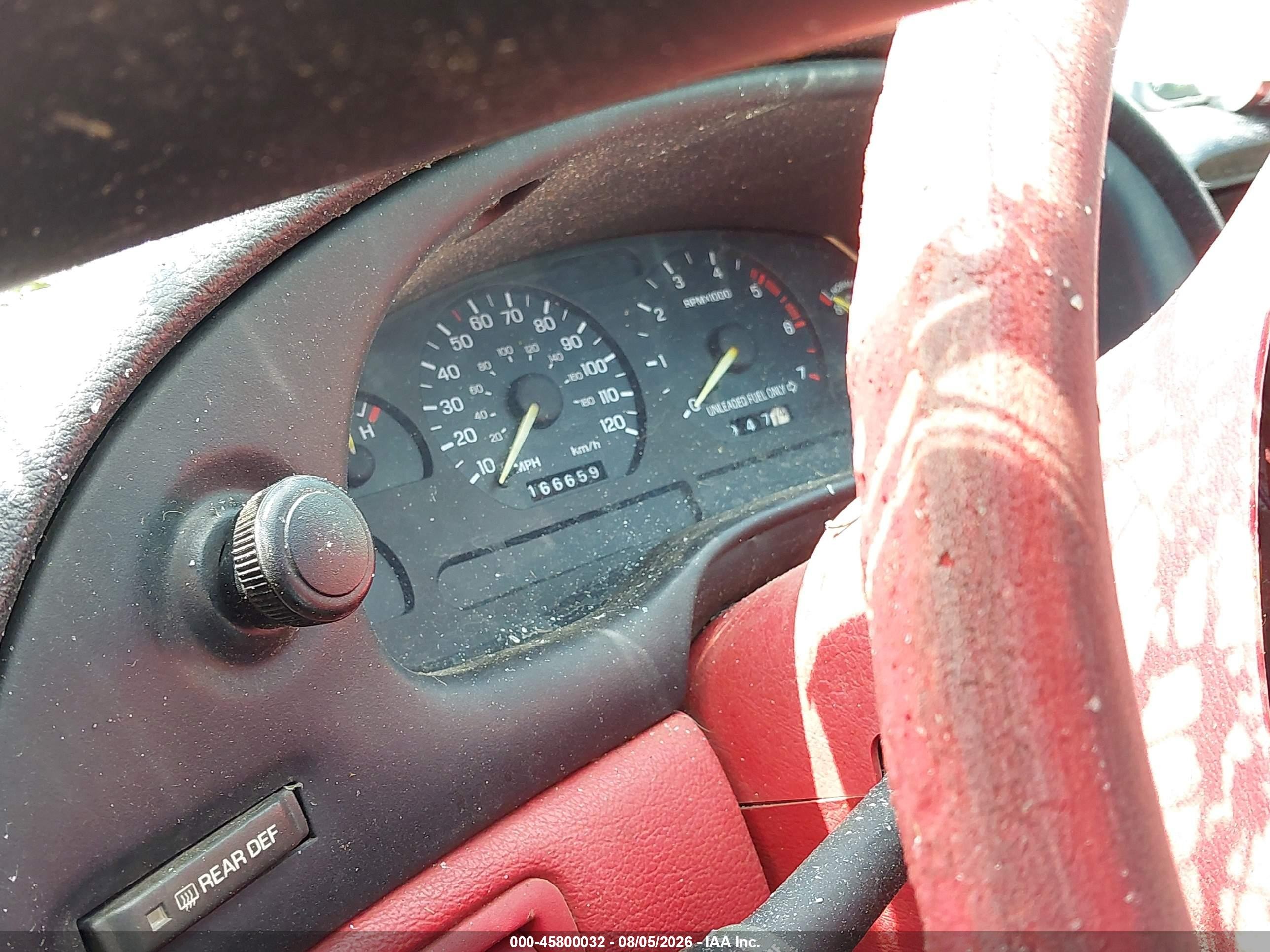 1994 Ford Mustang   Белый vin: 1FALP4444RF218374