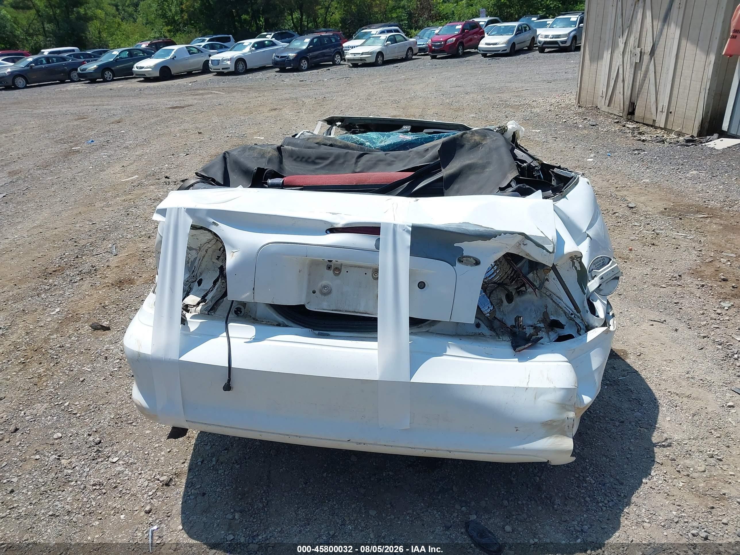 1994 Ford Mustang   Белый vin: 1FALP4444RF218374