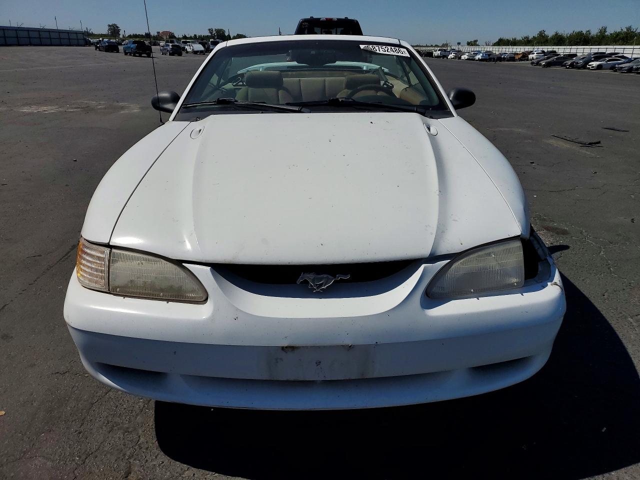 1997 Ford Mustang White vin: 1FALP4449VF197824