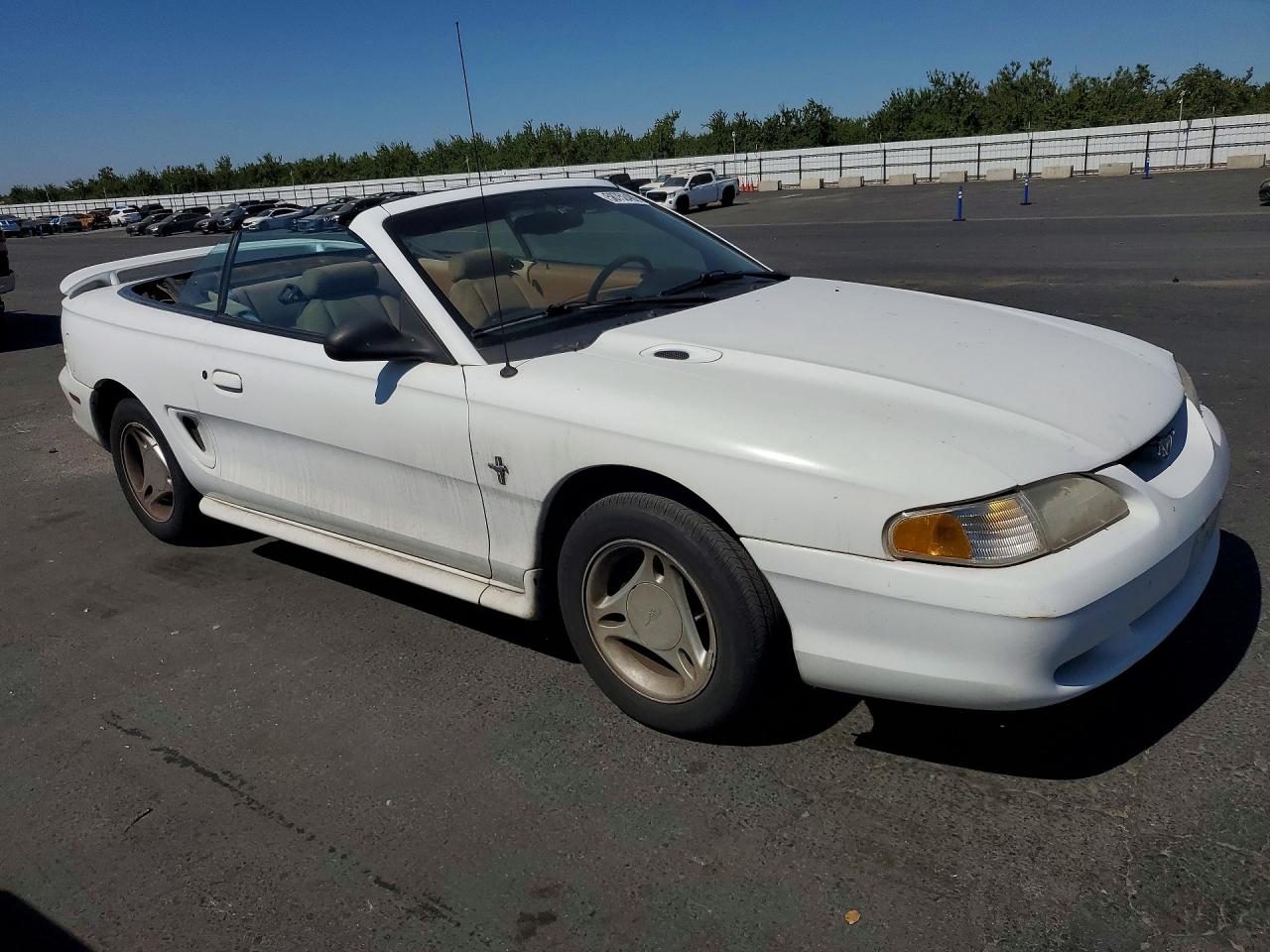 1997 Ford Mustang White vin: 1FALP4449VF197824