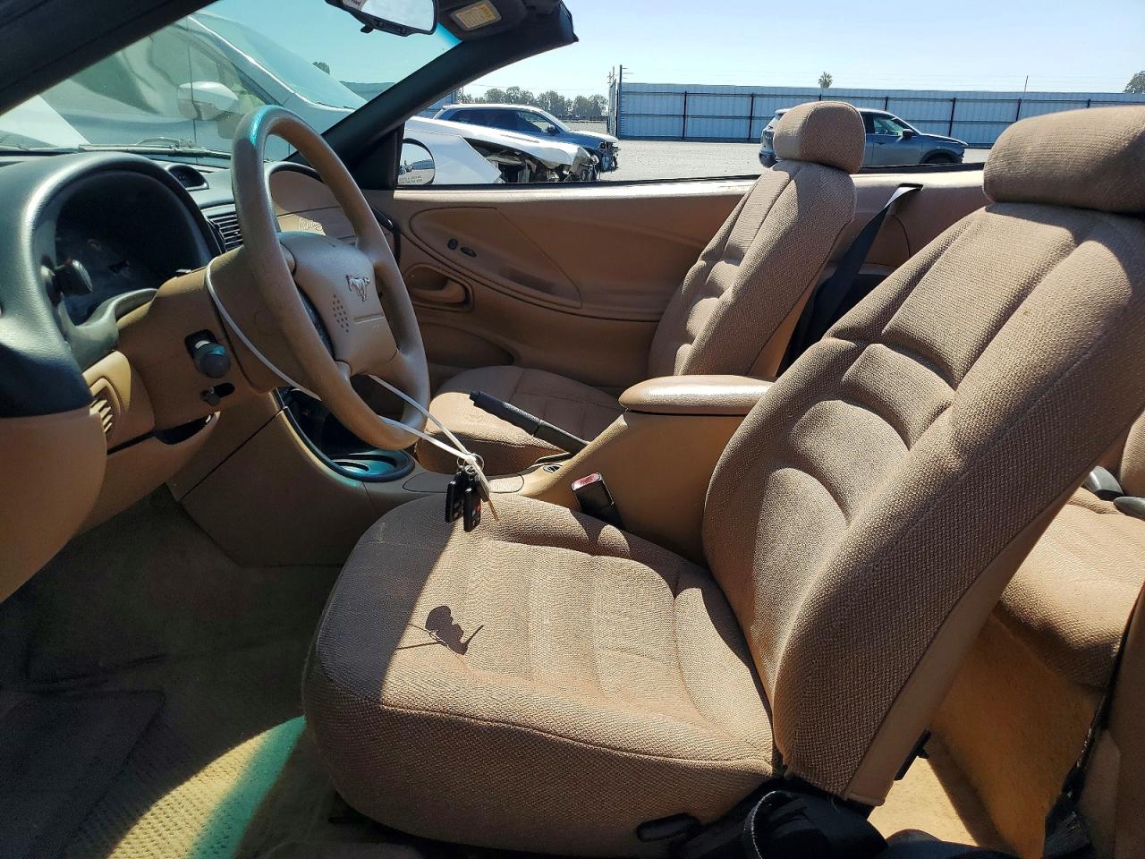 1997 Ford Mustang White vin: 1FALP4449VF197824
