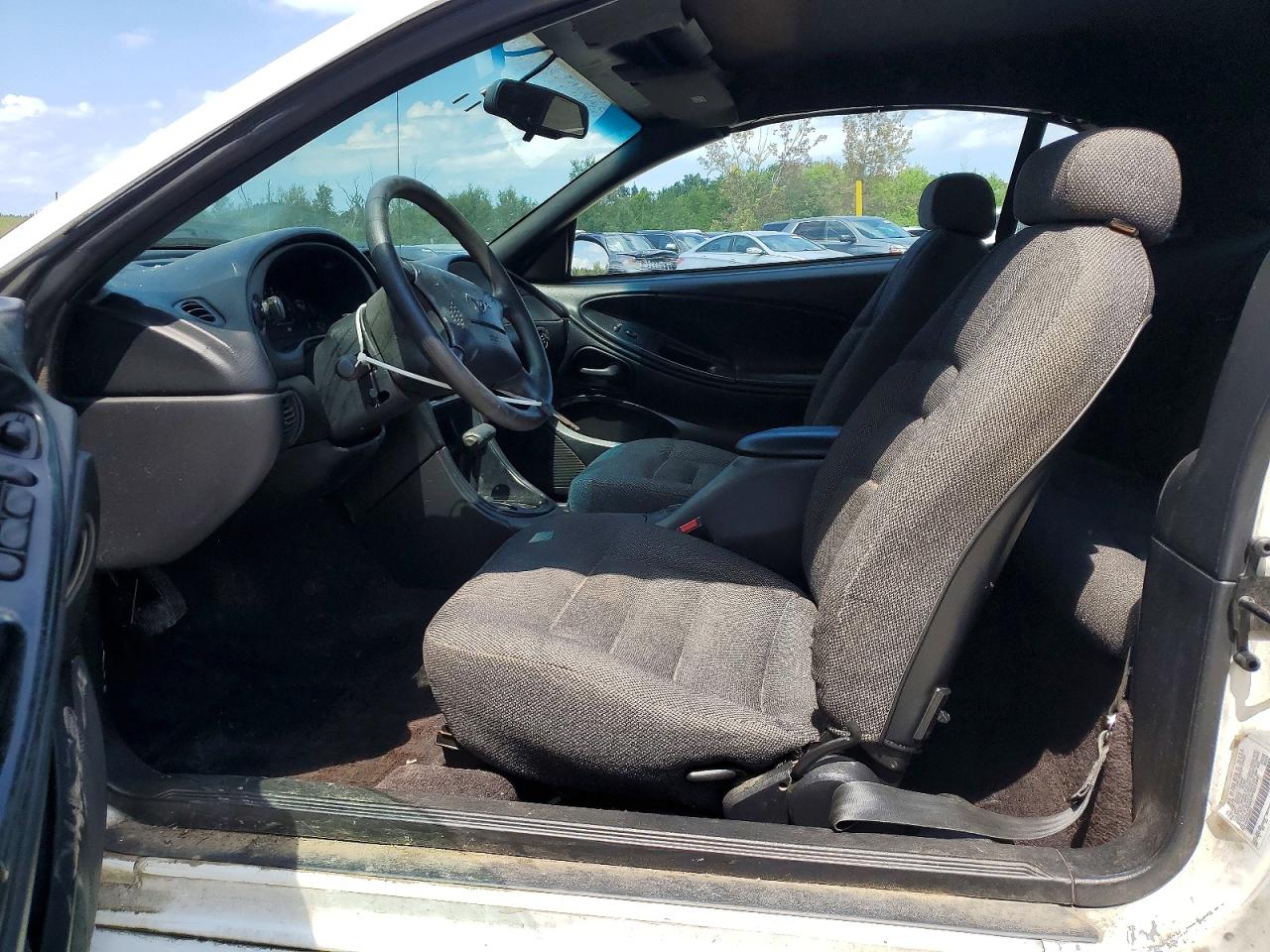 1996 Ford Mustang White vin: 1FALP444XTF221089