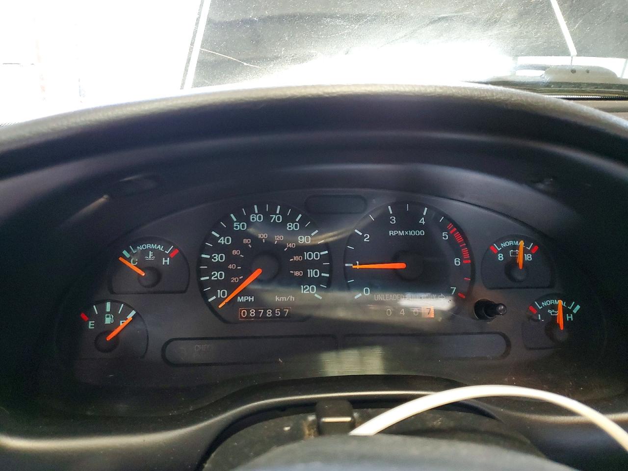 1996 Ford Mustang White vin: 1FALP444XTF221089