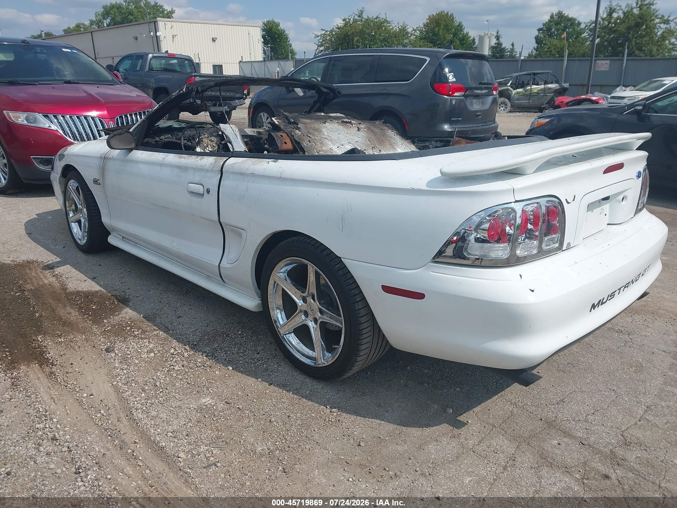 1994 Ford Mustang Gt White vin: 1FALP45T1RF105777