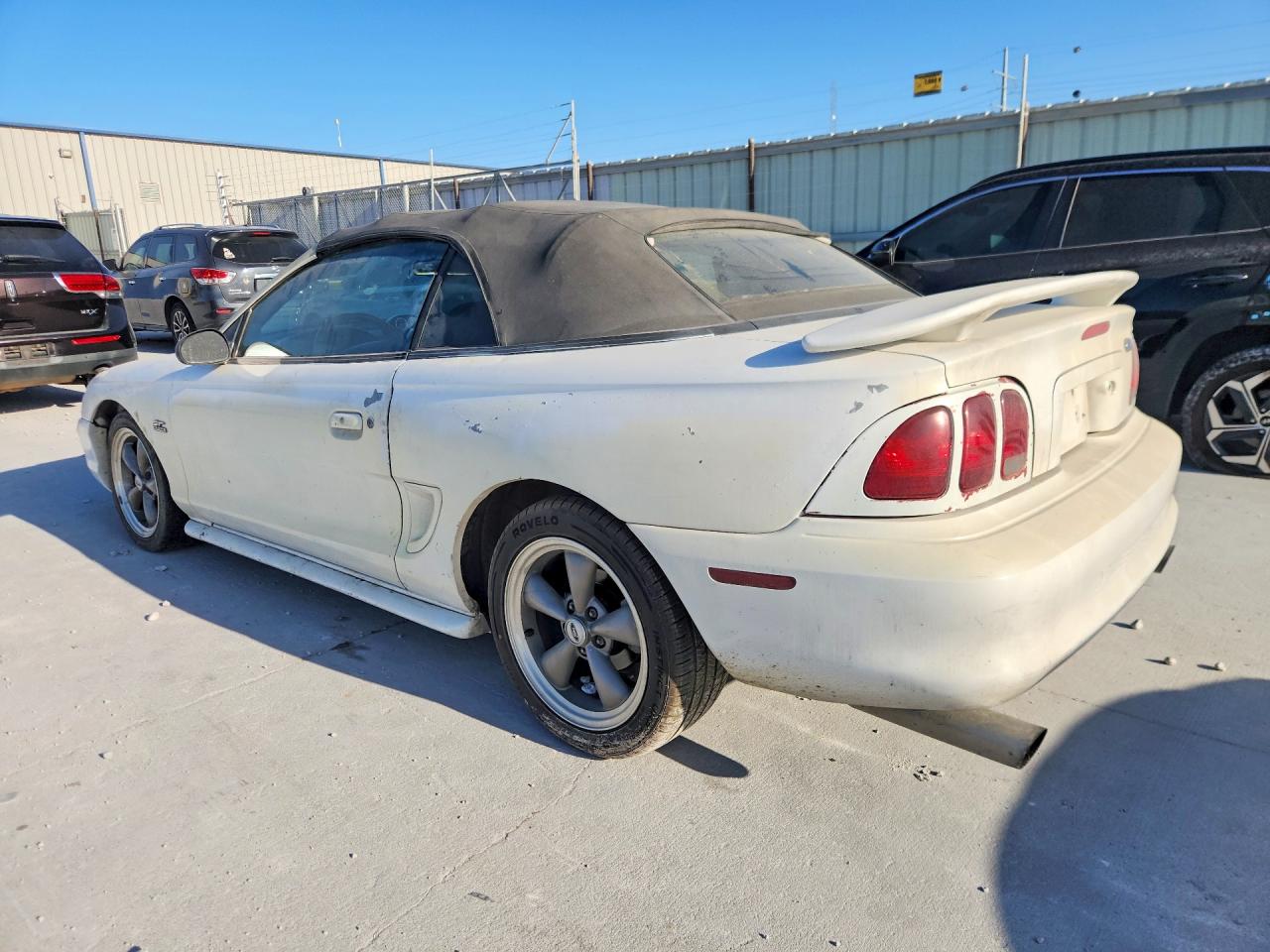 1995 Ford Mustang Gt Белый vin: 1FALP45T5SF139176