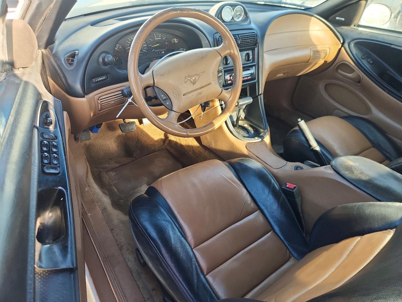 1995 Ford Mustang Gt Белый vin: 1FALP45T5SF139176