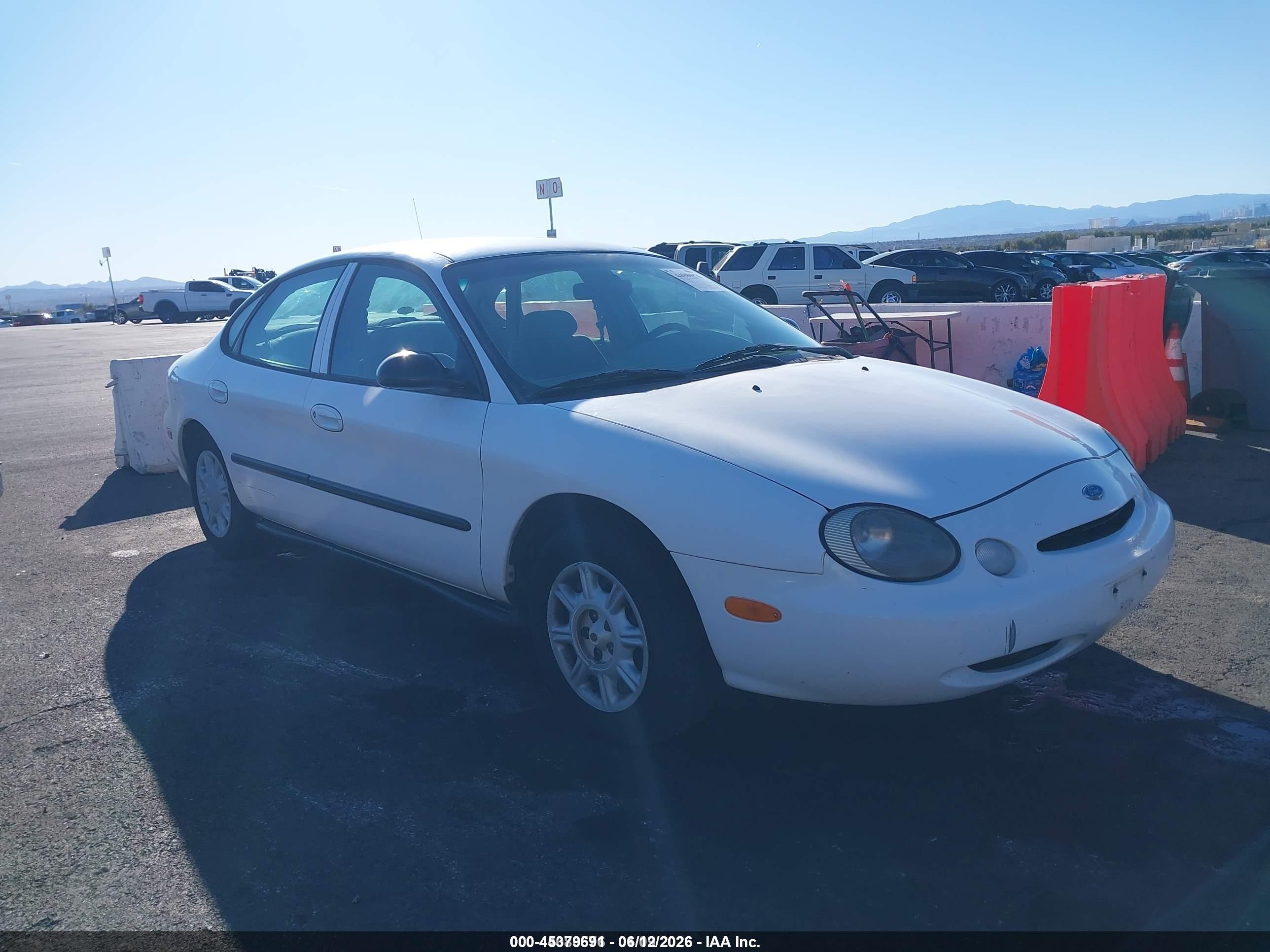 1996 Ford Taurus G White vin: 1FALP51U6TA287324
