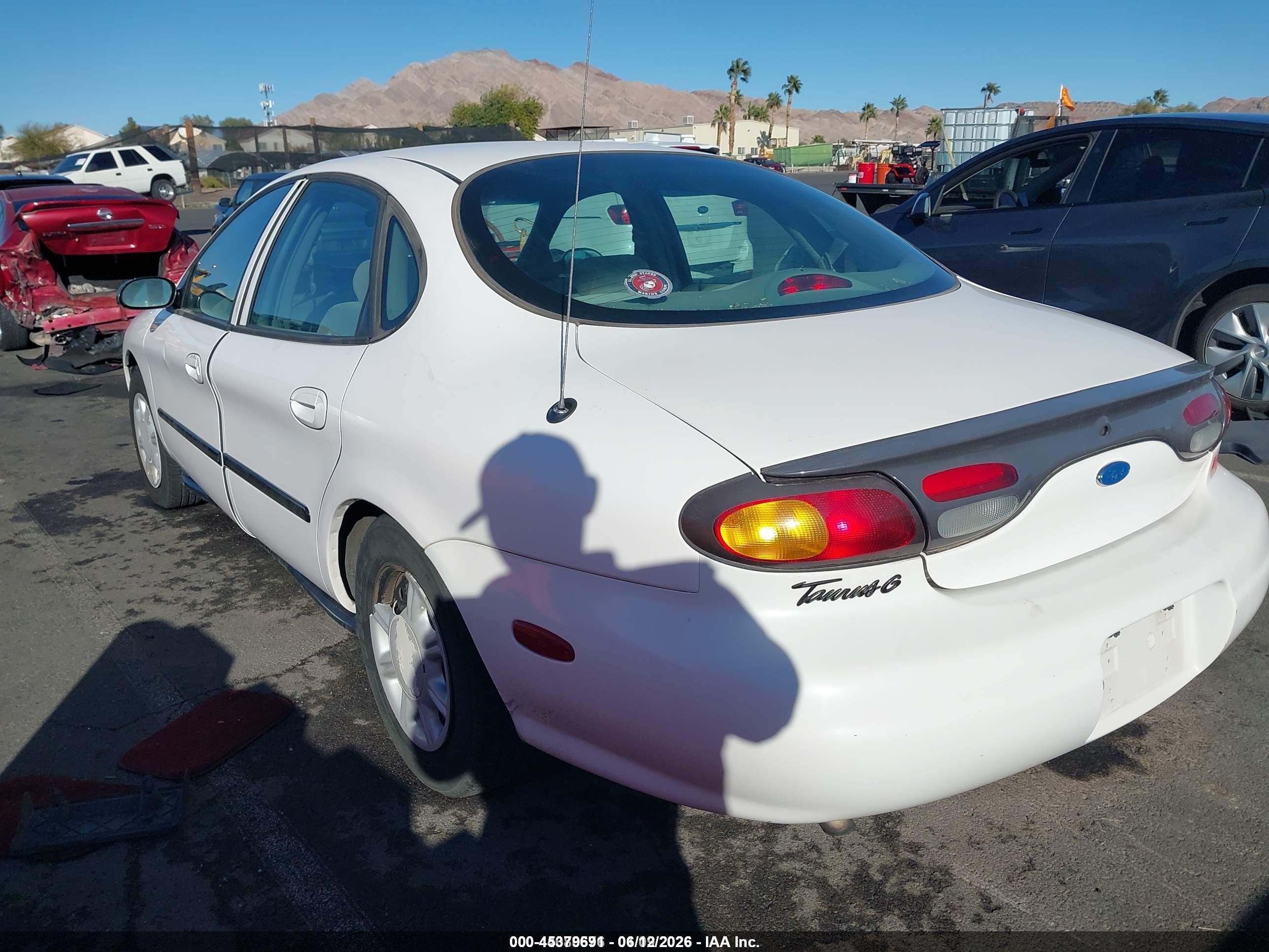 1996 Ford Taurus G White vin: 1FALP51U6TA287324