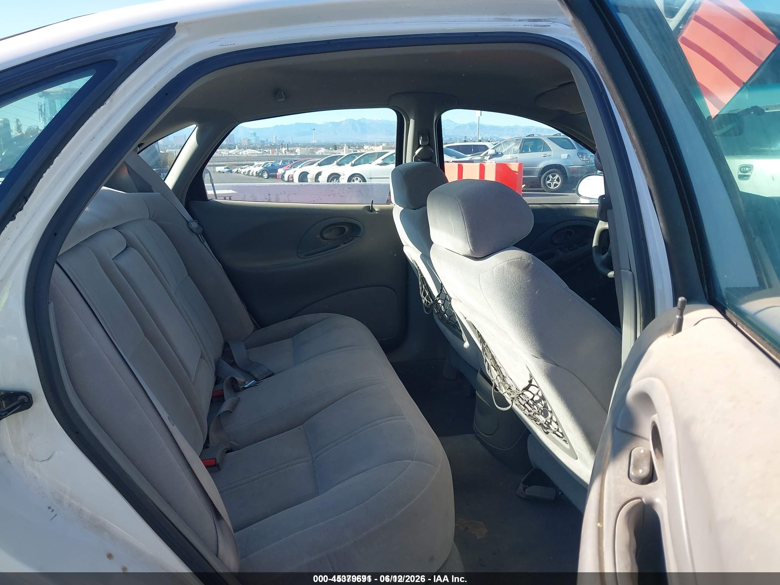 1996 Ford Taurus G White vin: 1FALP51U6TA287324
