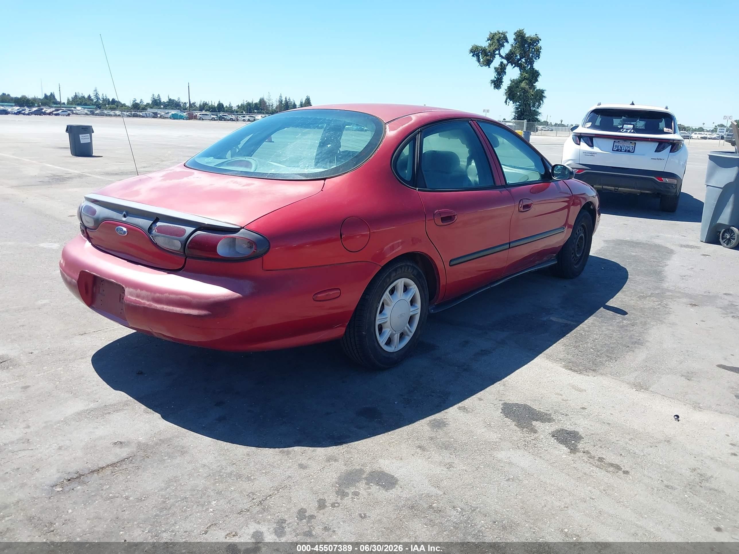 1996 Ford Taurus G Red vin: 1FALP51U8TG265256
