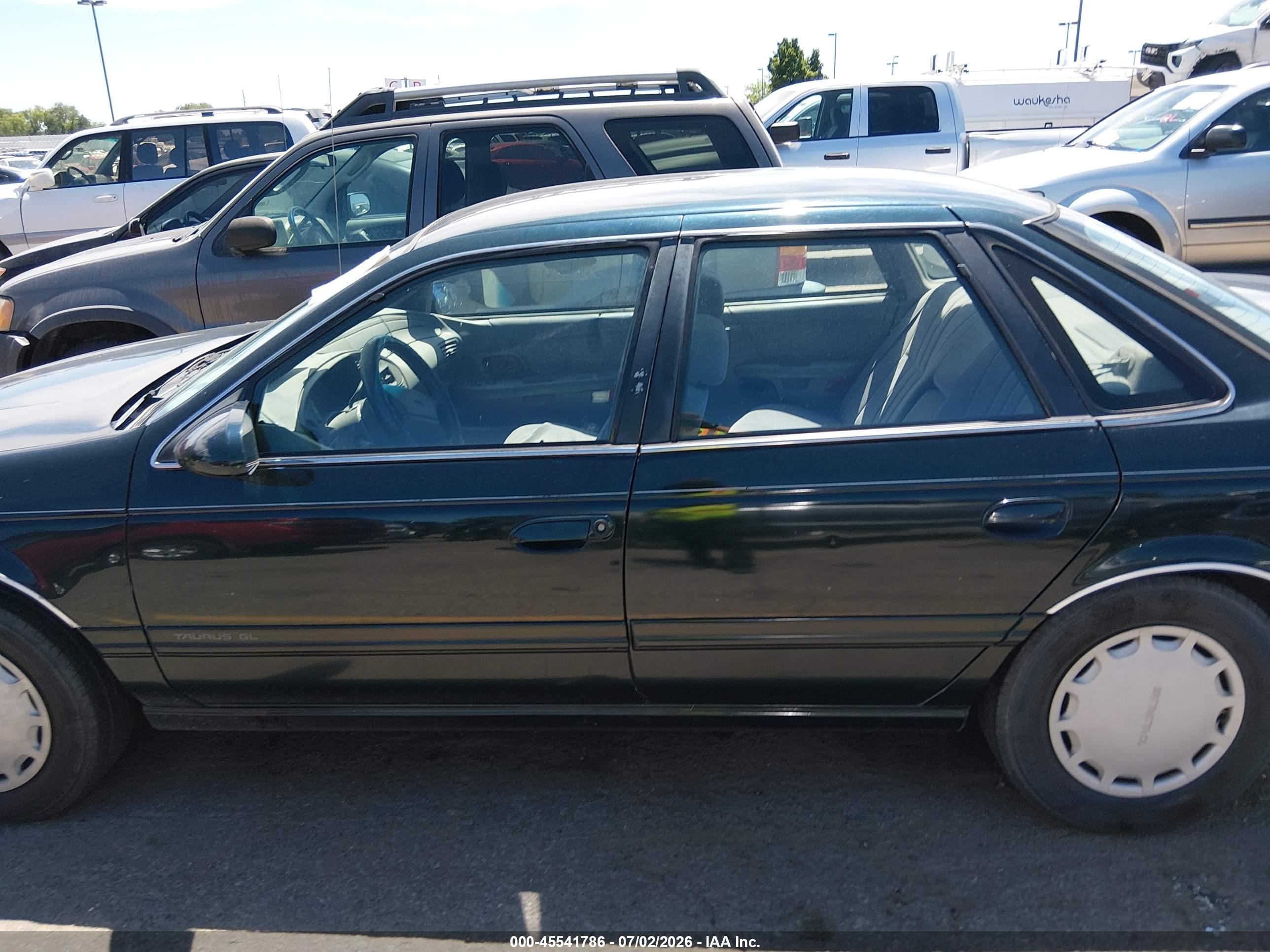 1994 Ford Taurus Gl Green vin: 1FALP5240RG160444