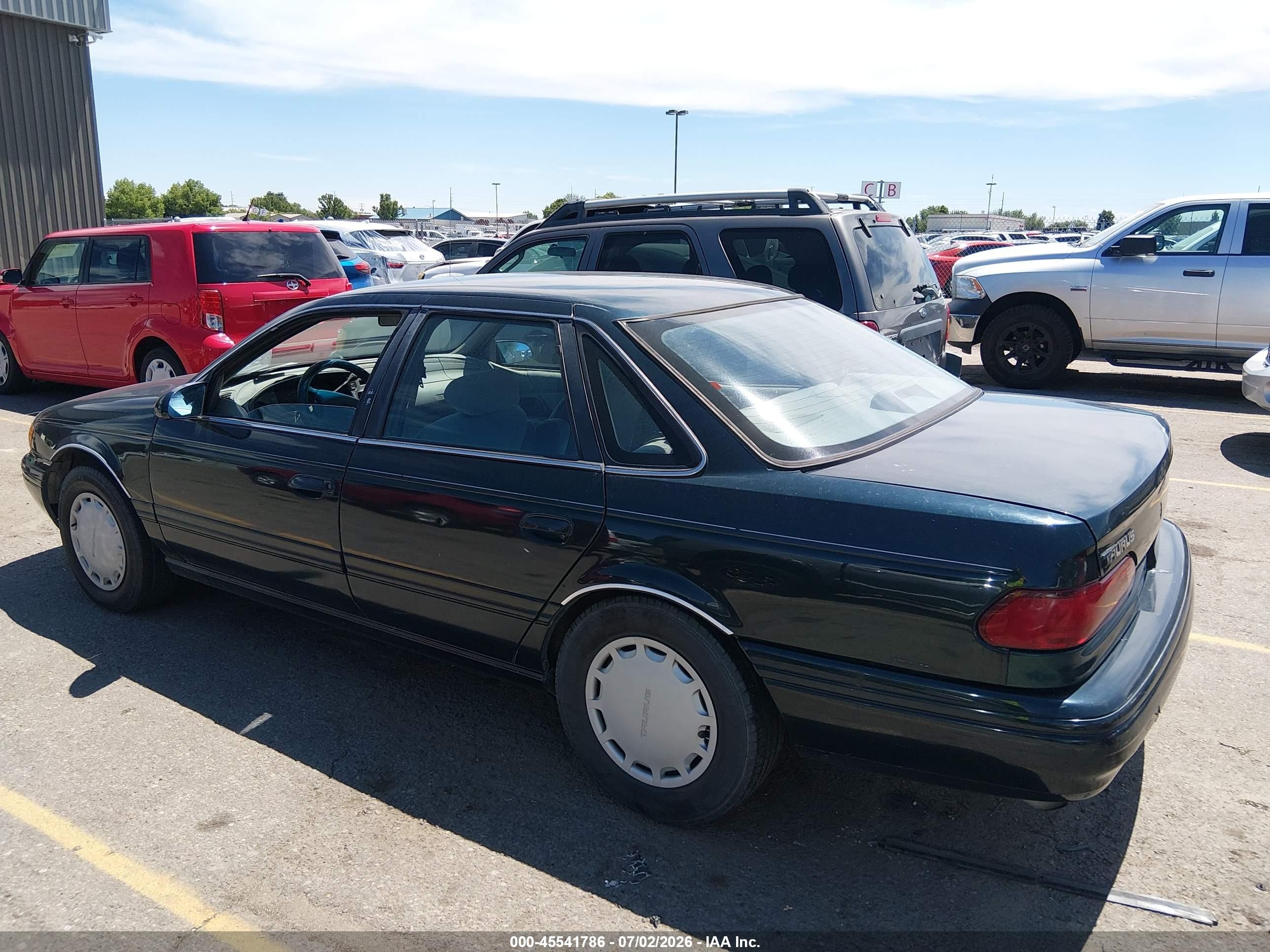 1994 Ford Taurus Gl Green vin: 1FALP5240RG160444