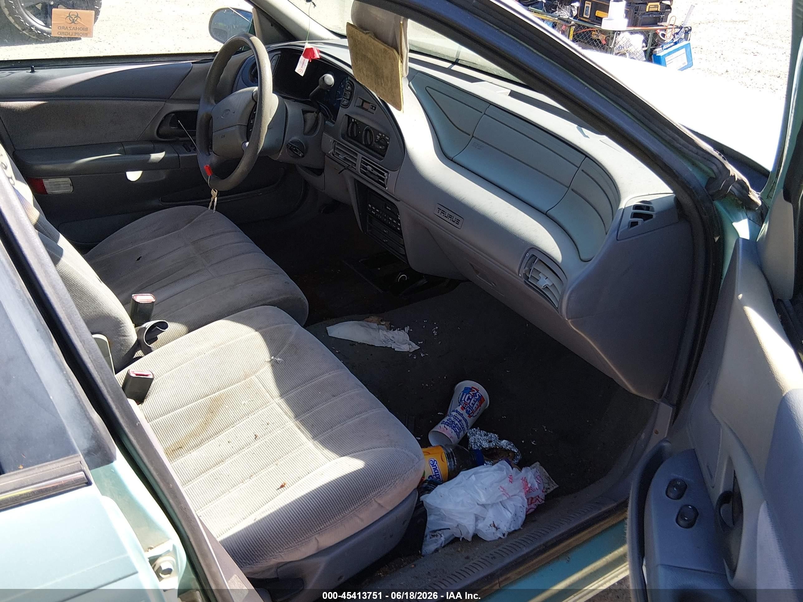 1995 Ford Taurus Gl/se Light Blue vin: 1FALP5249SG286355