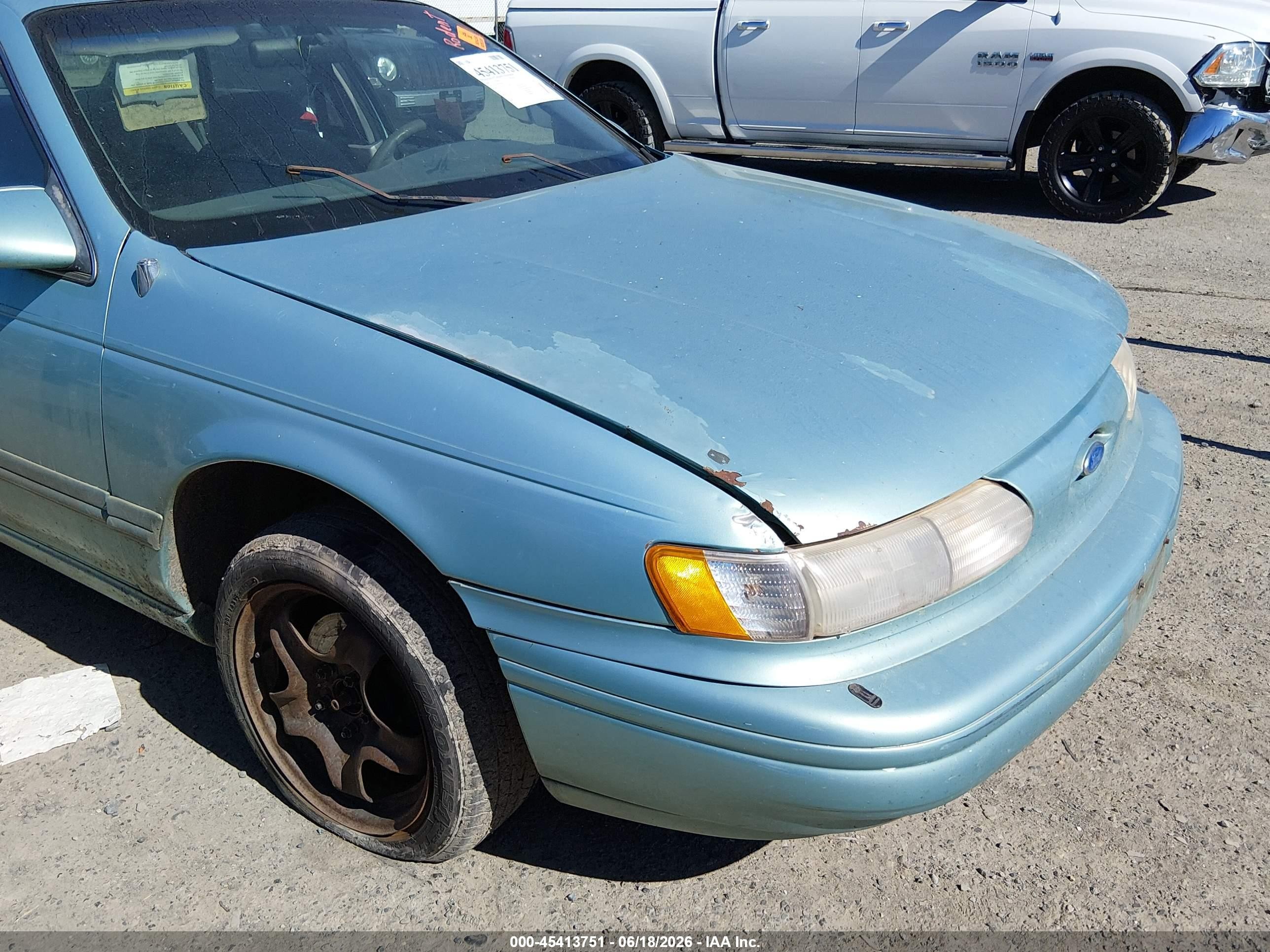 1995 Ford Taurus Gl/se Light Blue vin: 1FALP5249SG286355