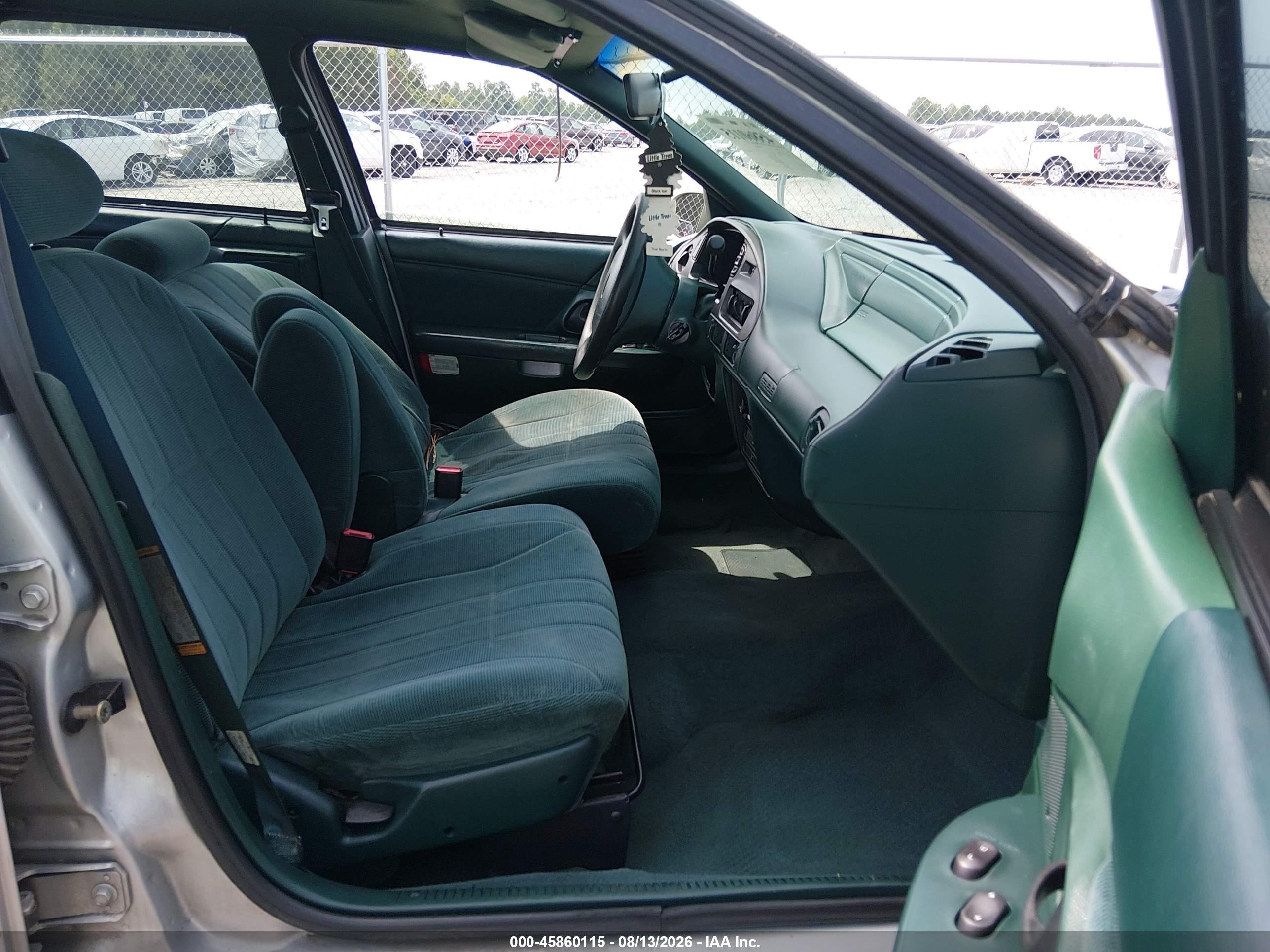 1995 Ford Taurus Gl/se Silver vin: 1FALP52U0SG317685
