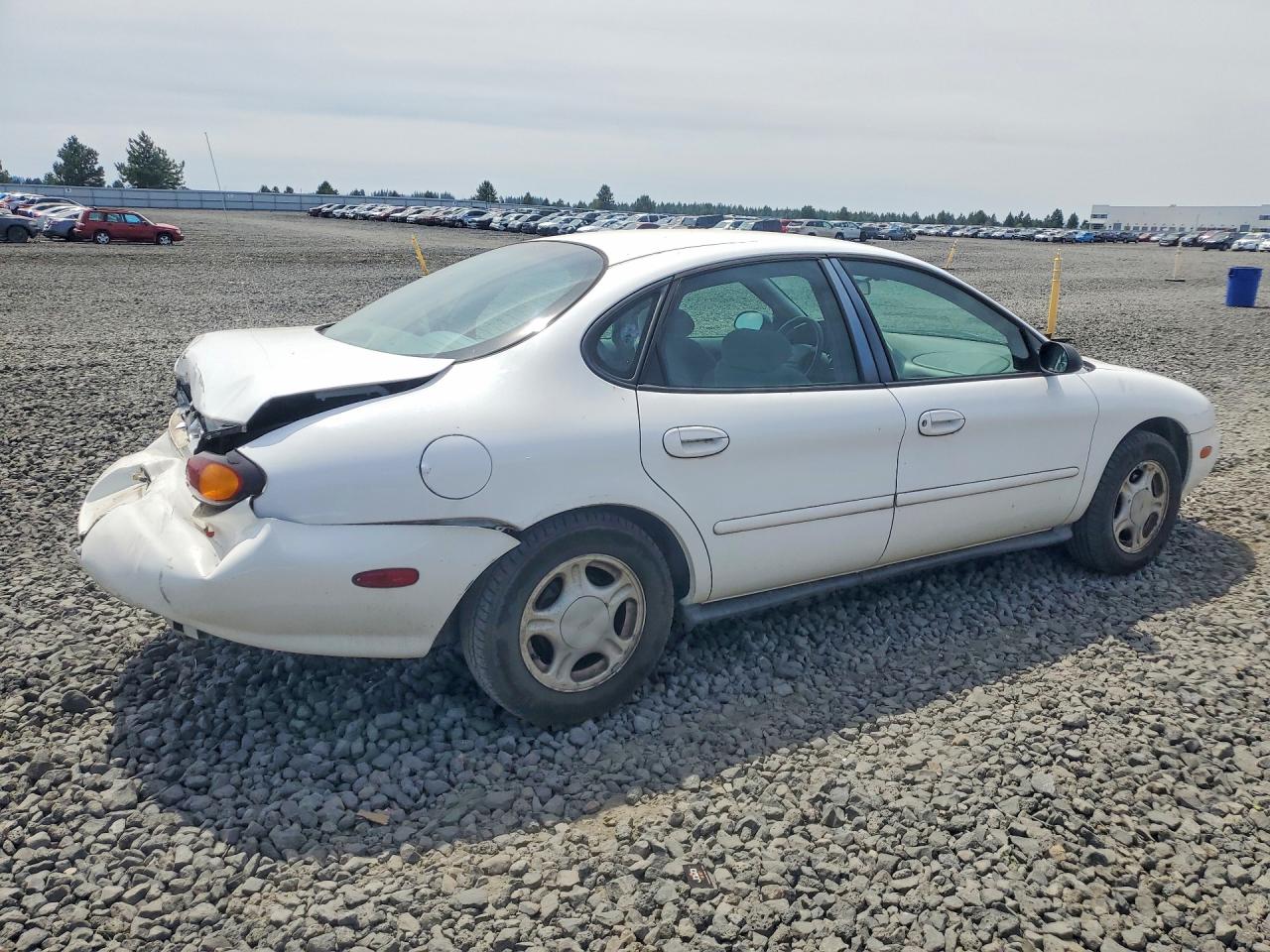 1997 Ford Taurus Gl White vin: 1FALP52U1VA209227