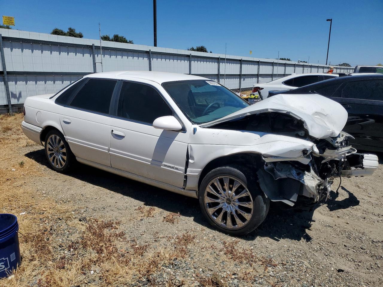 1995 Ford Taurus Gl White vin: 1FALP52U2SA122335