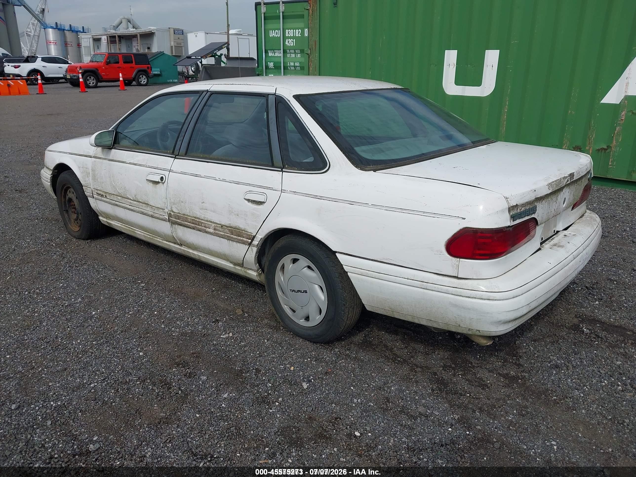 1995 Ford Taurus Gl/se White vin: 1FALP52U2SA267004