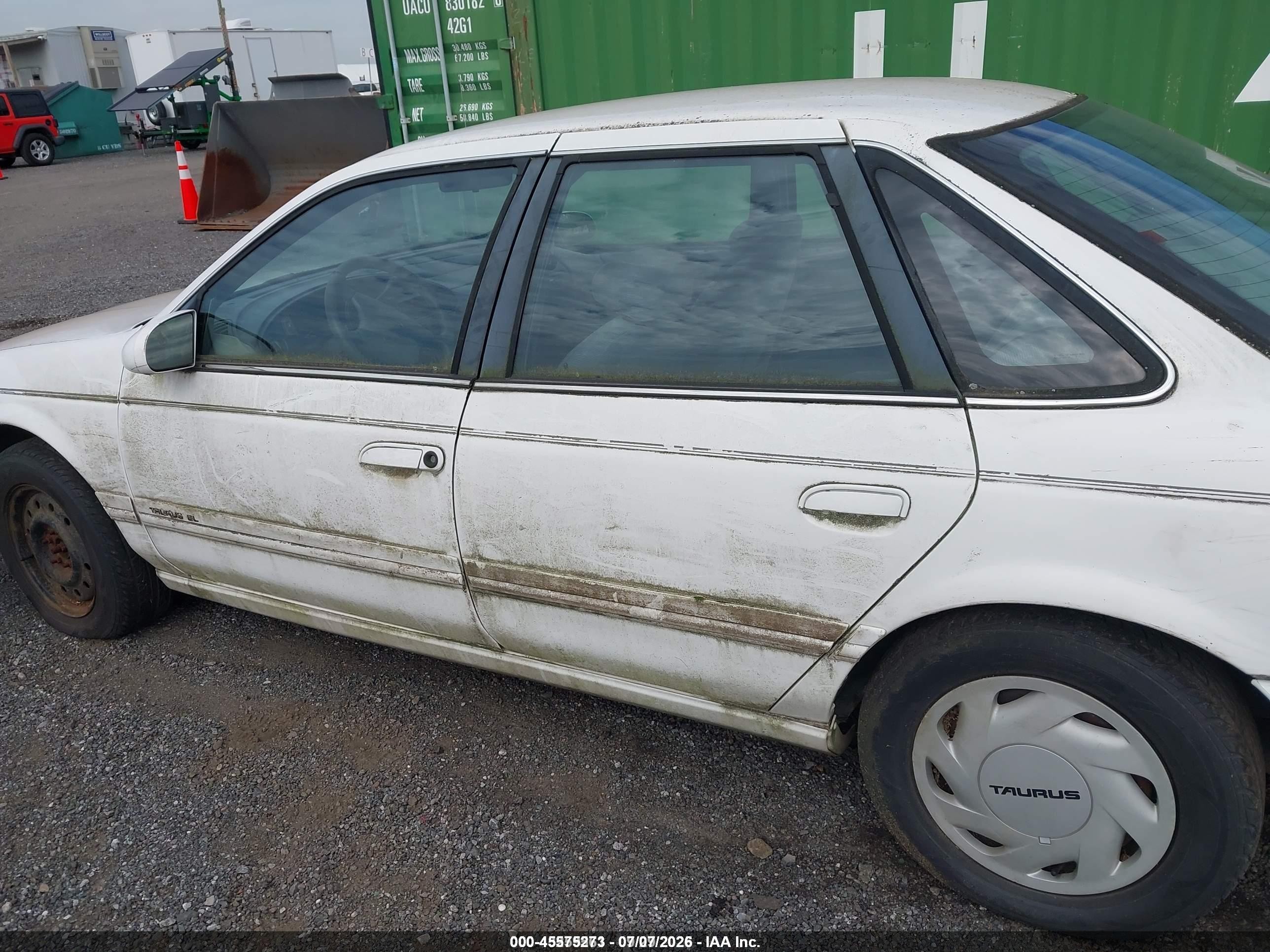 1995 Ford Taurus Gl/se White vin: 1FALP52U2SA267004