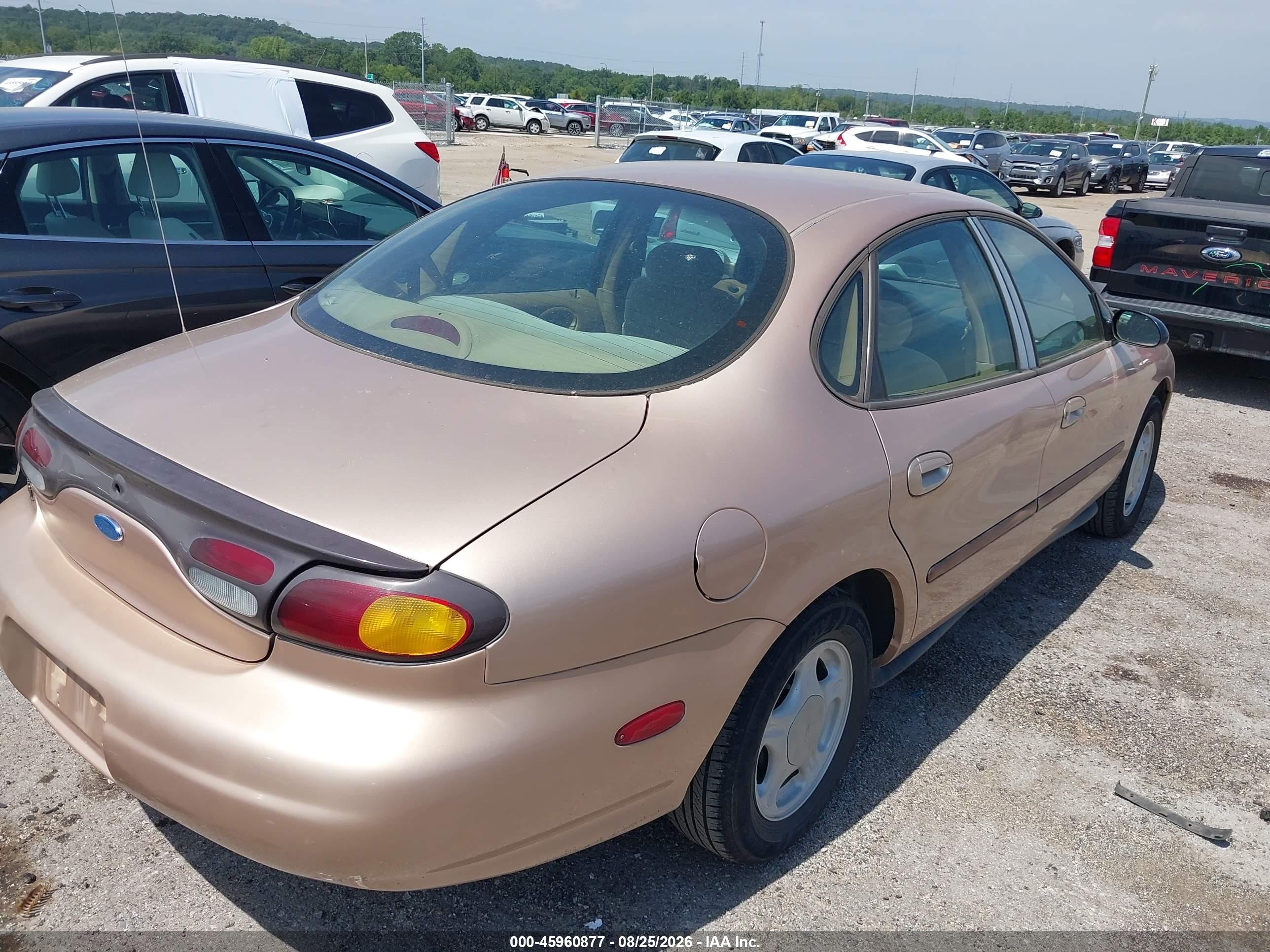 1996 Ford Taurus Gl Gold vin: 1FALP52U2TA153490