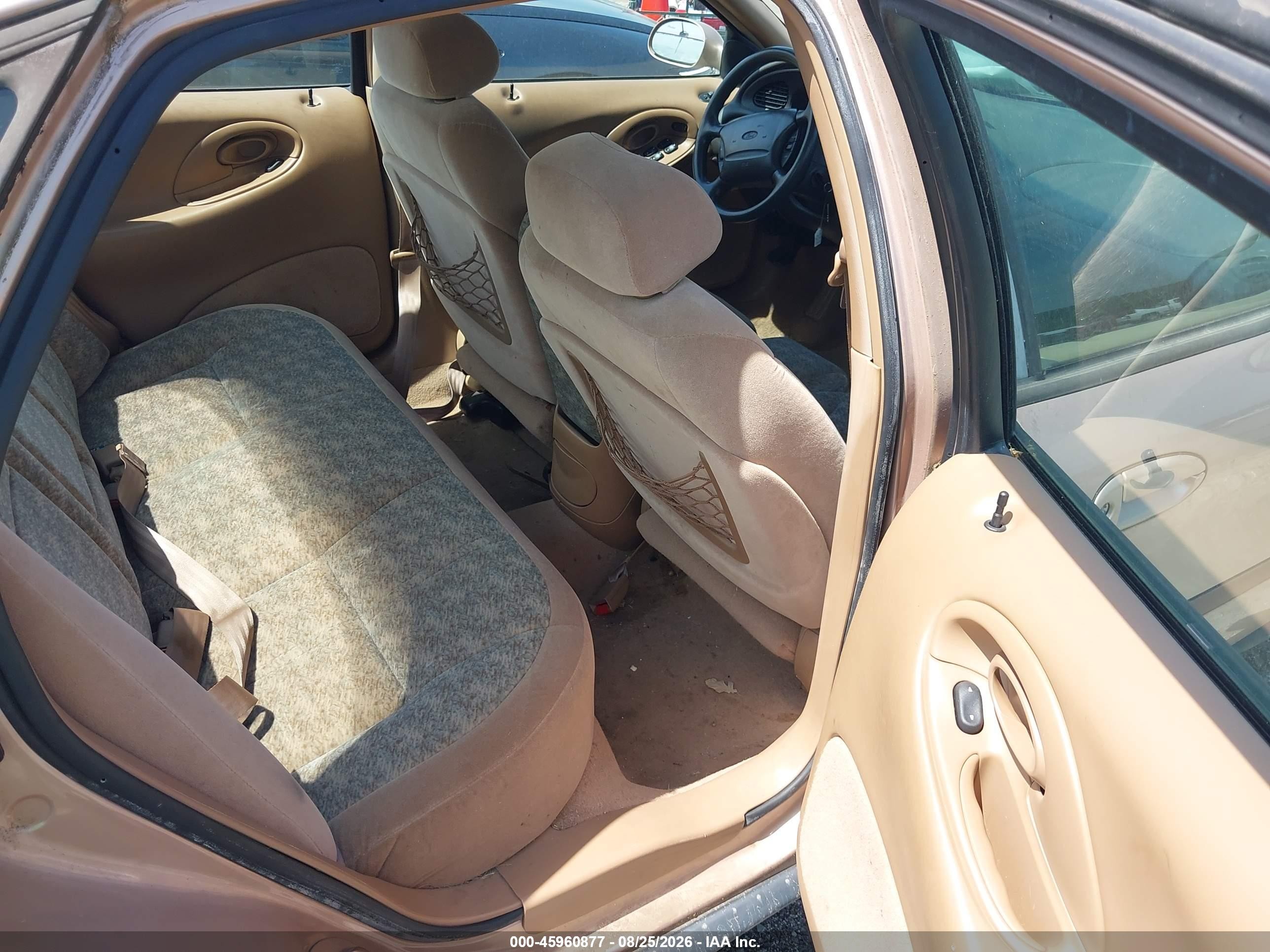 1996 Ford Taurus Gl Gold vin: 1FALP52U2TA153490