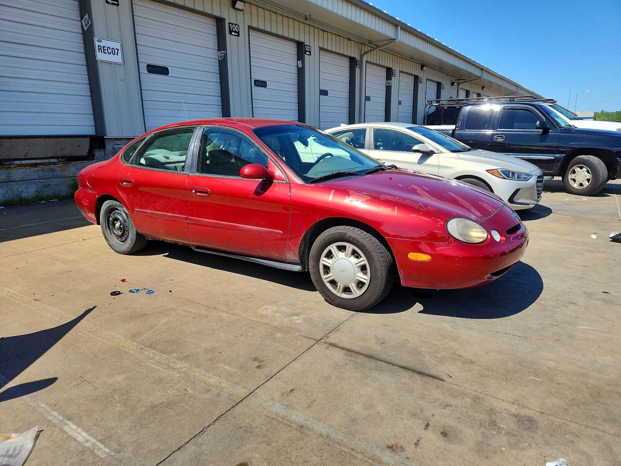 1996 Ford Taurus Gl Burgundy vin: 1FALP52U2TG241369