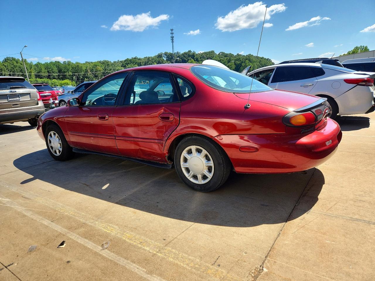 1996 Ford Taurus Gl Burgundy vin: 1FALP52U2TG241369