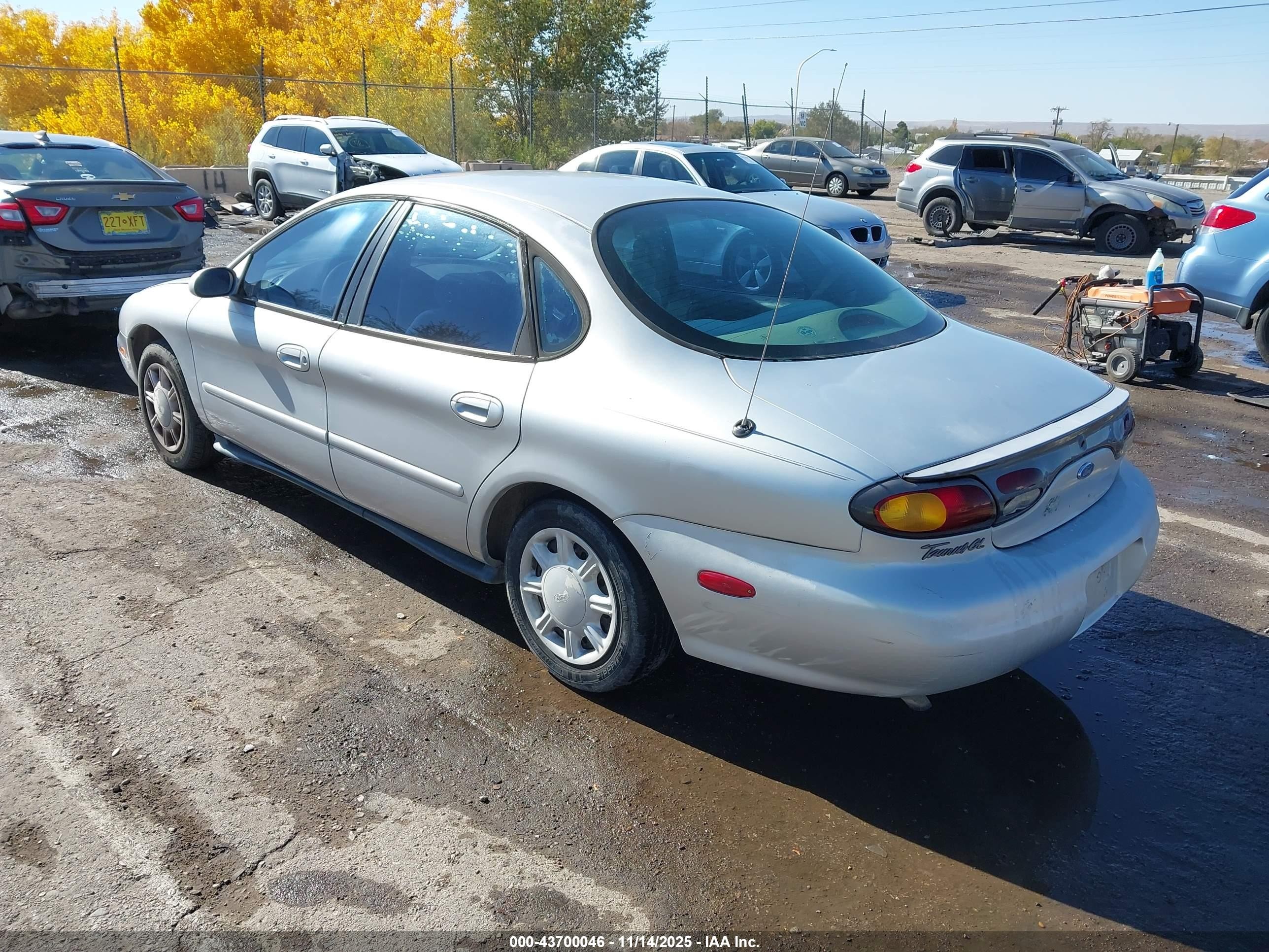 1996 Ford Taurus Gl Silver vin: 1FALP52U2TG285436