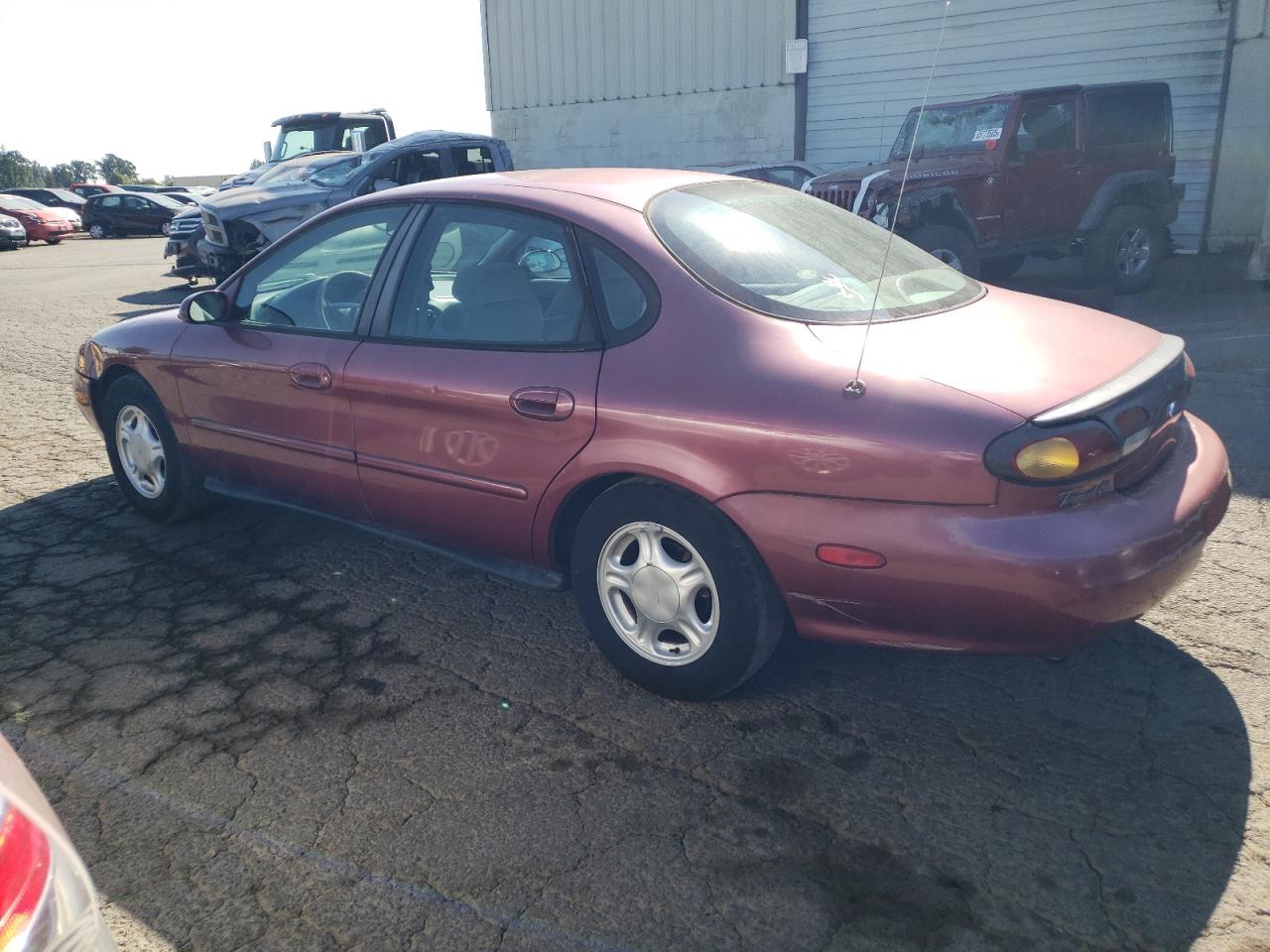 1996 Ford Taurus Gl Burgundy vin: 1FALP52U3TA284153